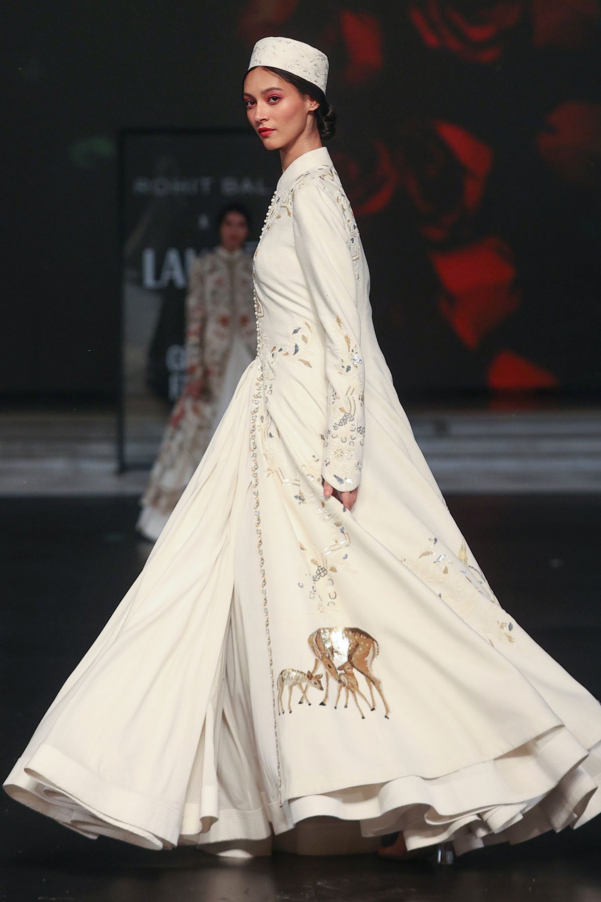 Women's Long Jacket With Embroidery