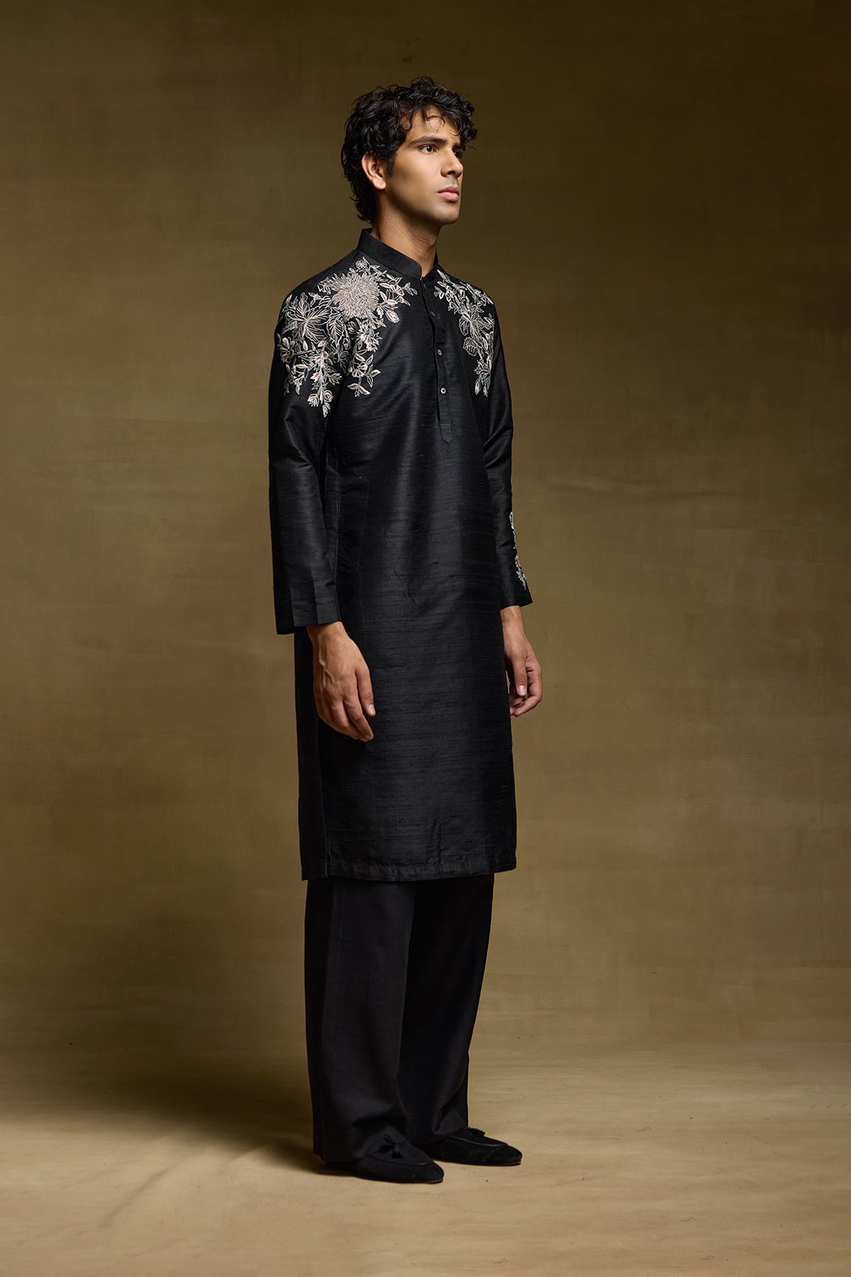 Black Royal Crest Mens Sherwani