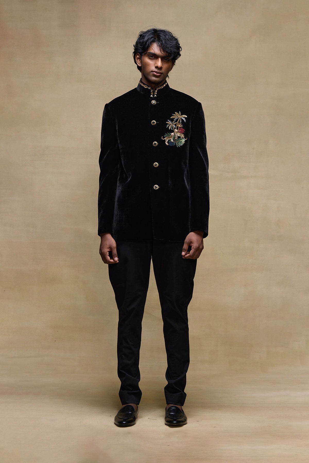 Mens Bandgala With Menakari Button