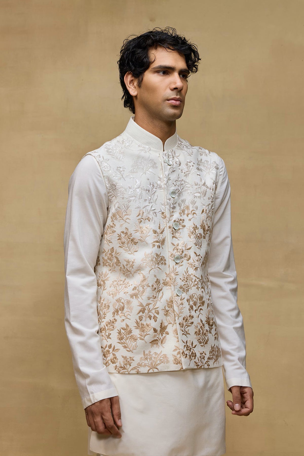 Mens Bundi