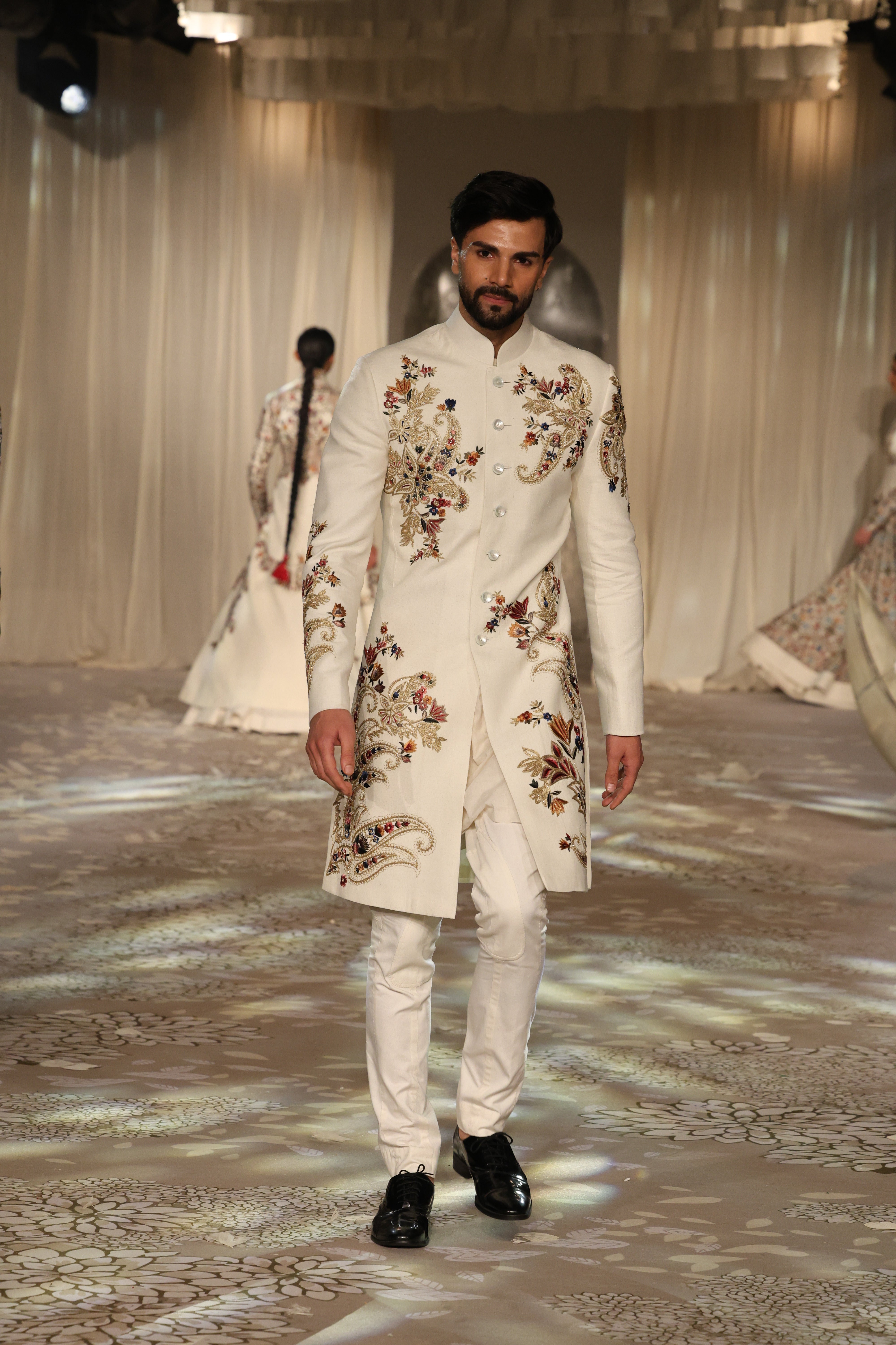 Matka Silk Sherwani With Embroidery