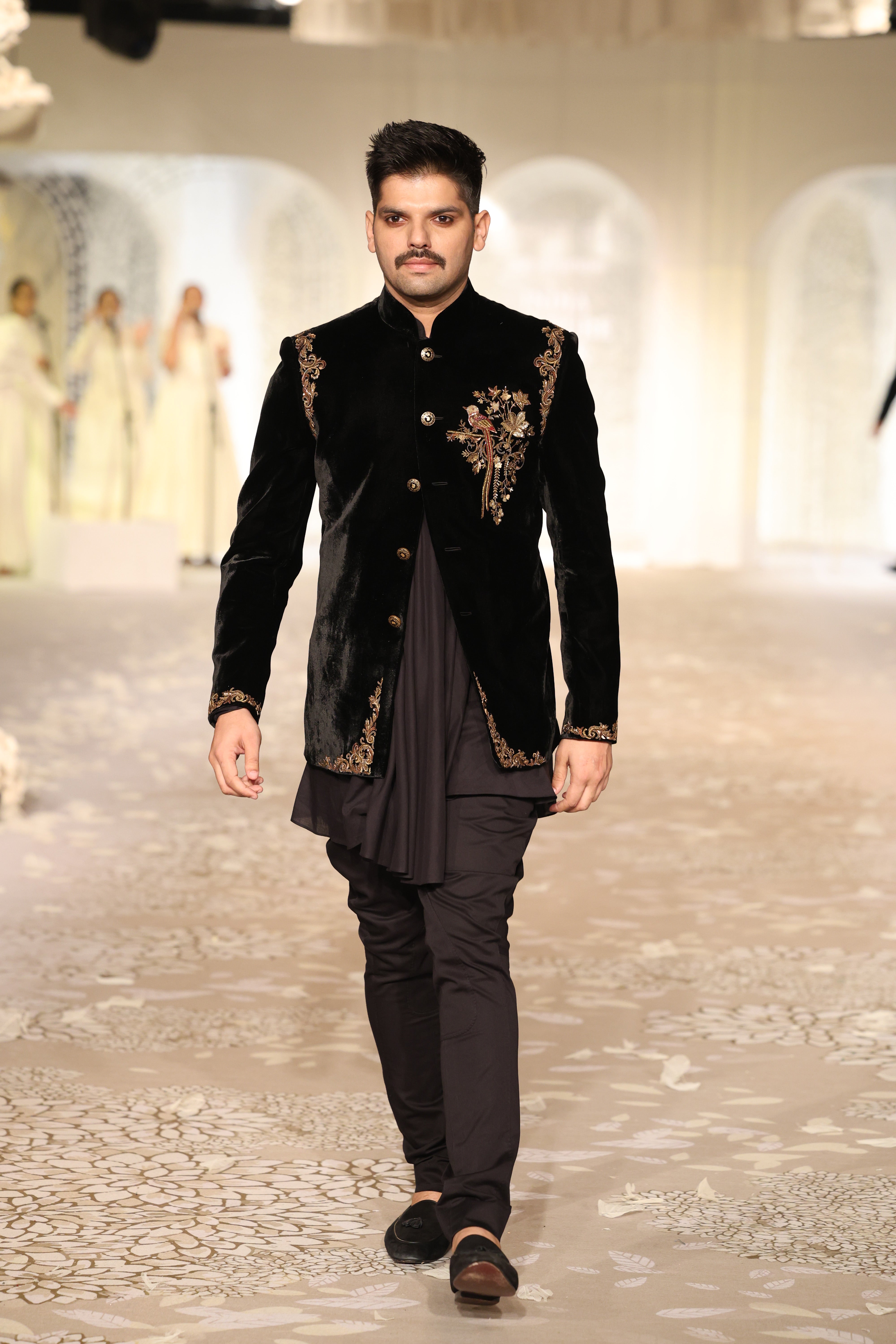 Velvet Bandhgala With Embroidery