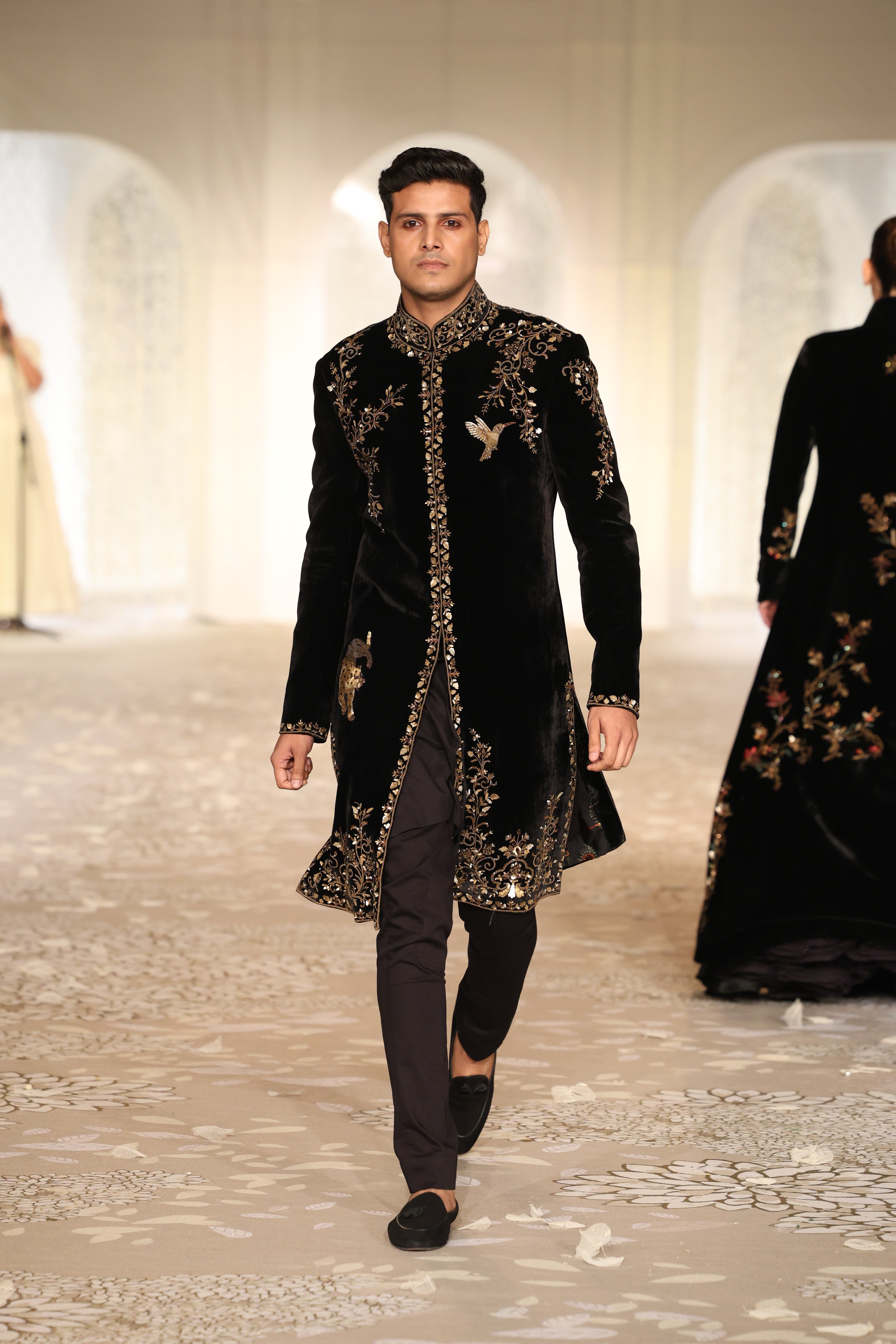 Velvet Sherwani With Embroidery