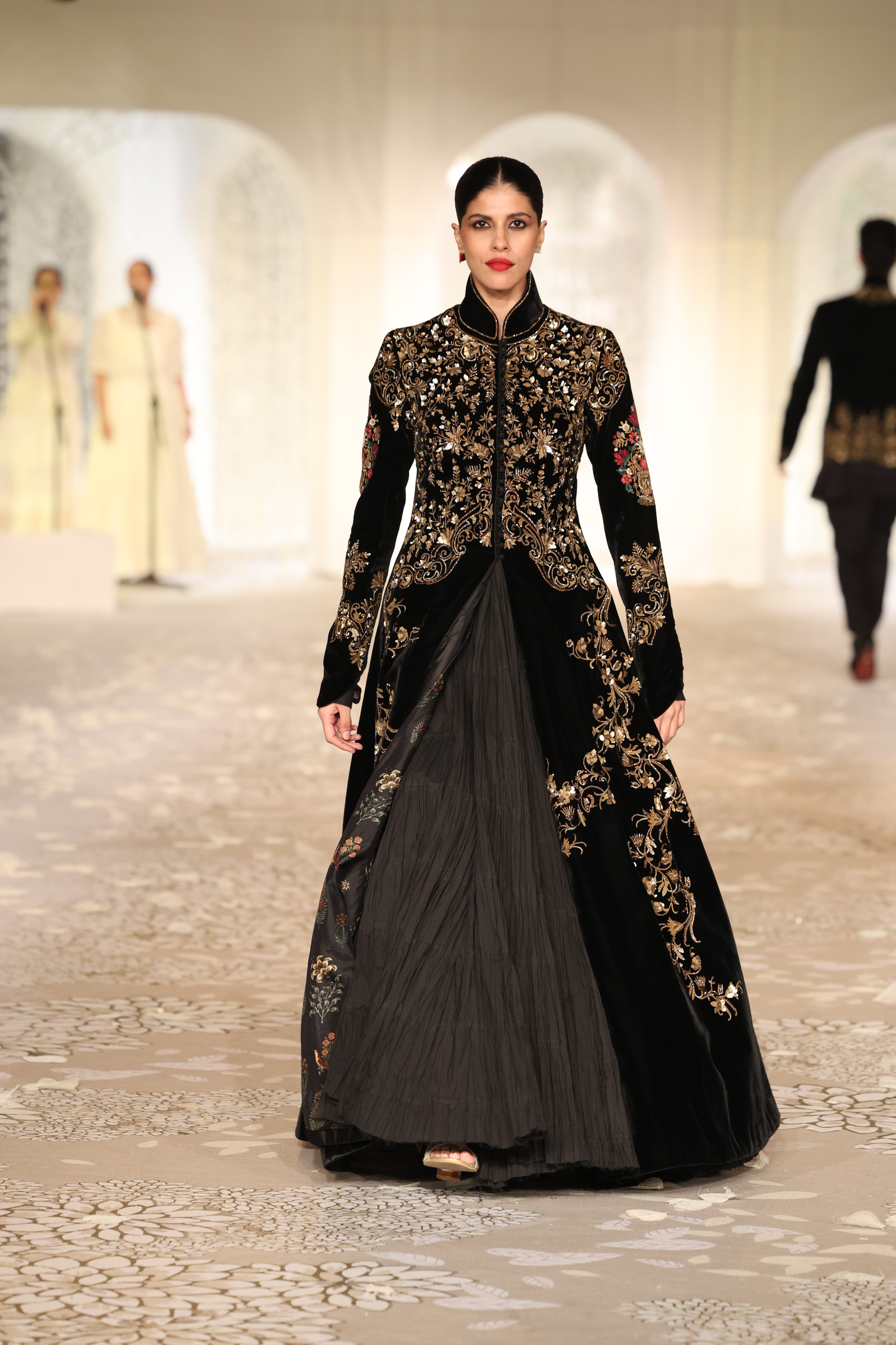 Velvet Embroidered Long Jacket