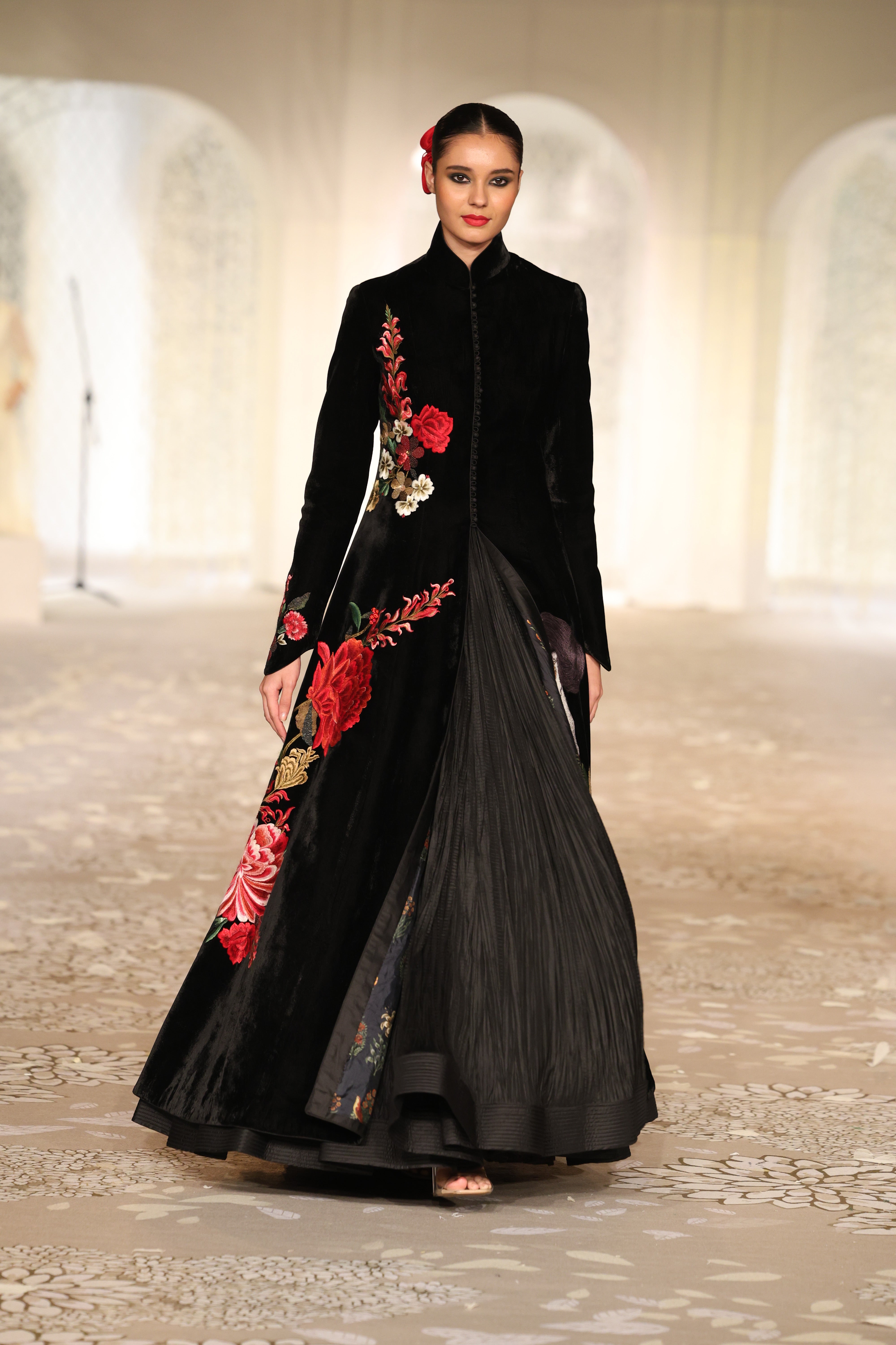 Velvet Embroidered Long Jacket