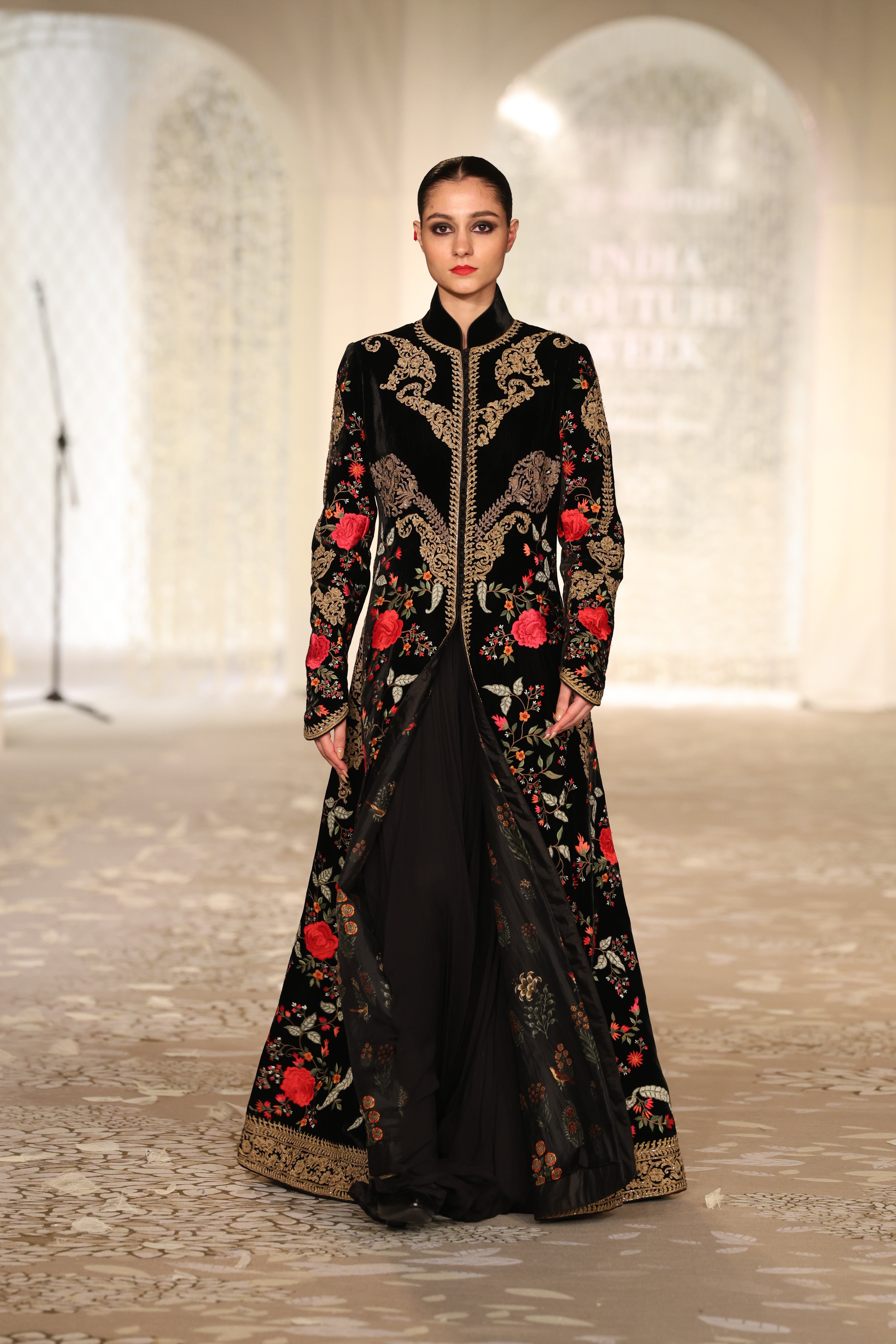 Velvet Embroidered Long Jacket
