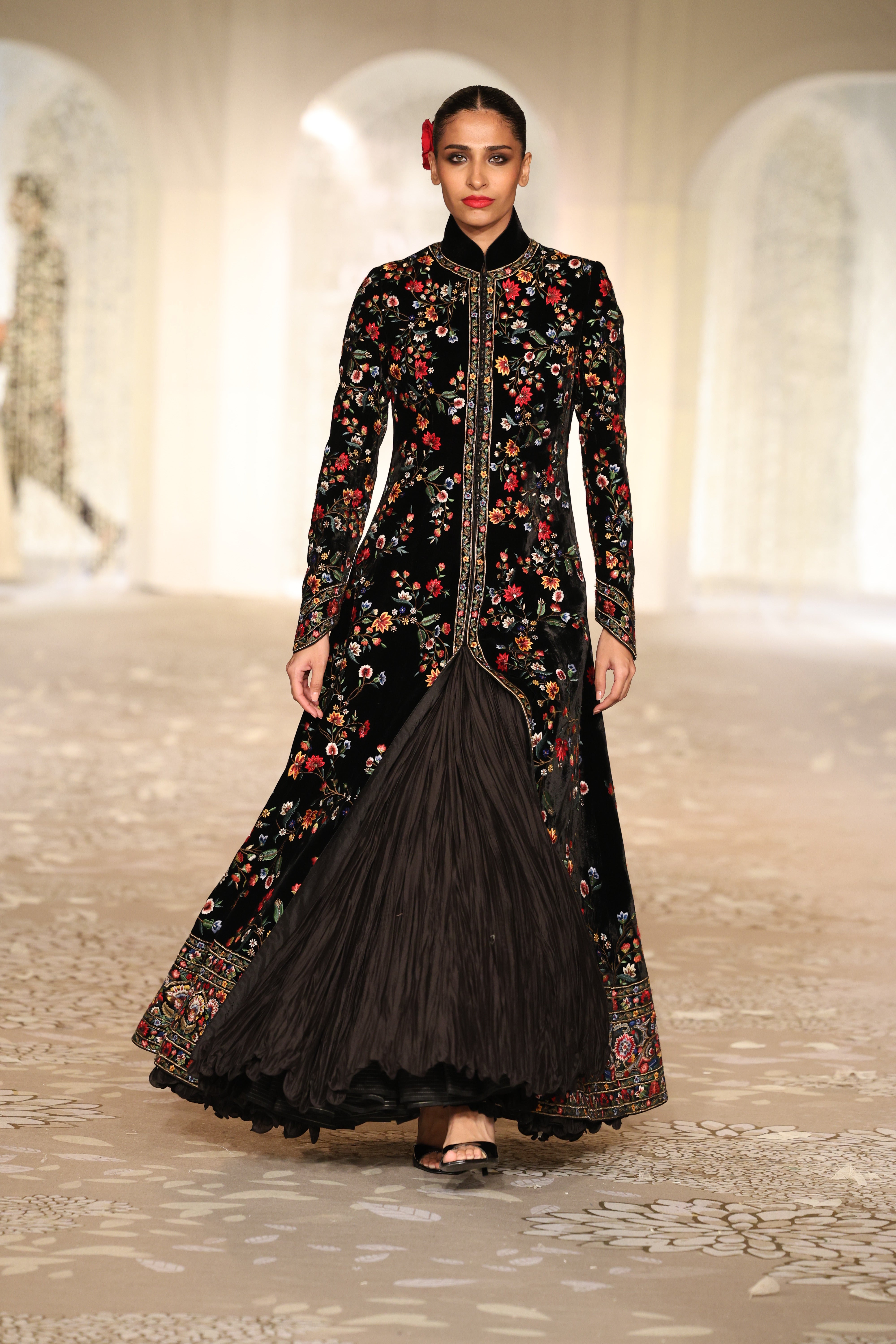 Velvet Embroidered Long Jacket