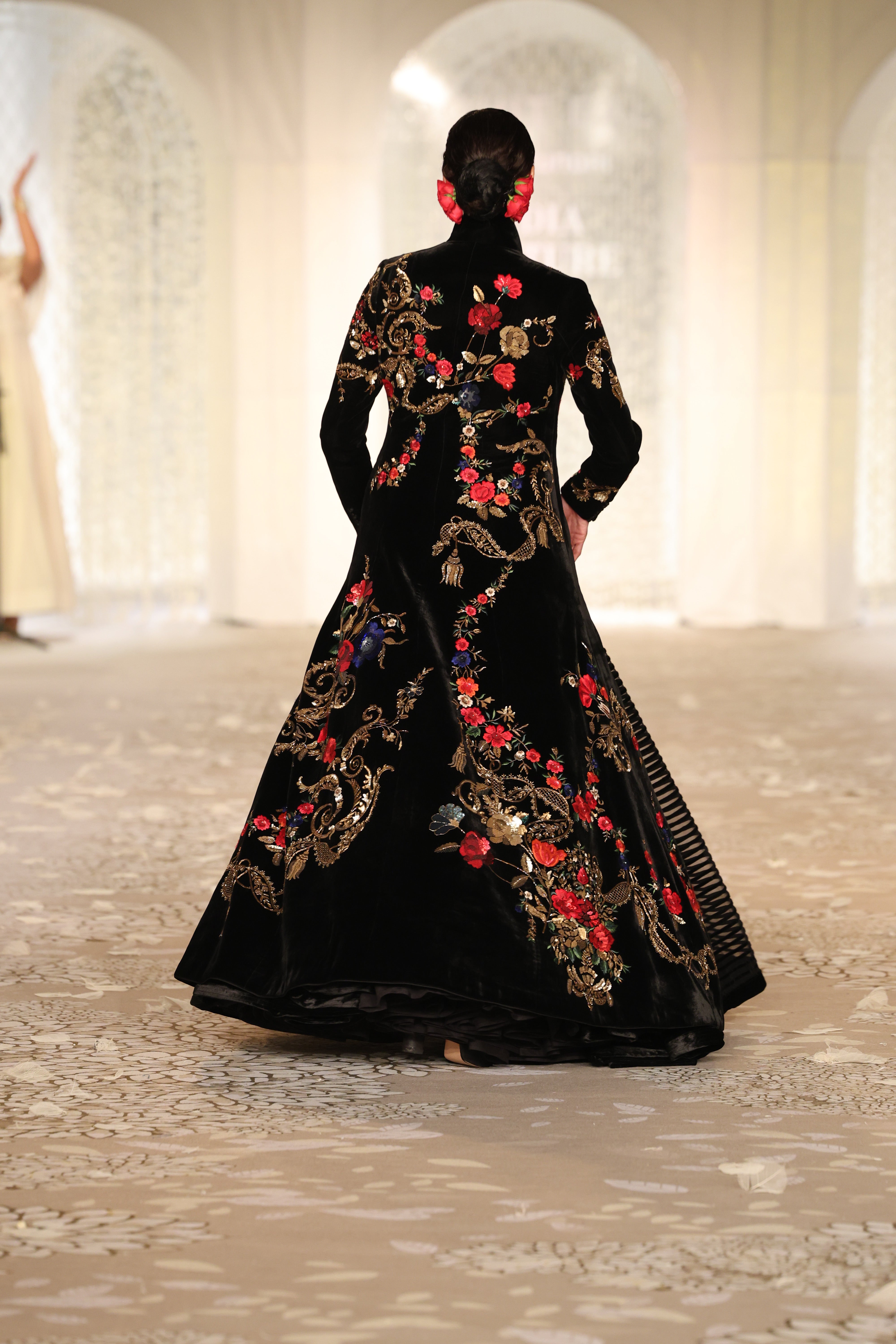 Velvet Embroidered Long Jacket
