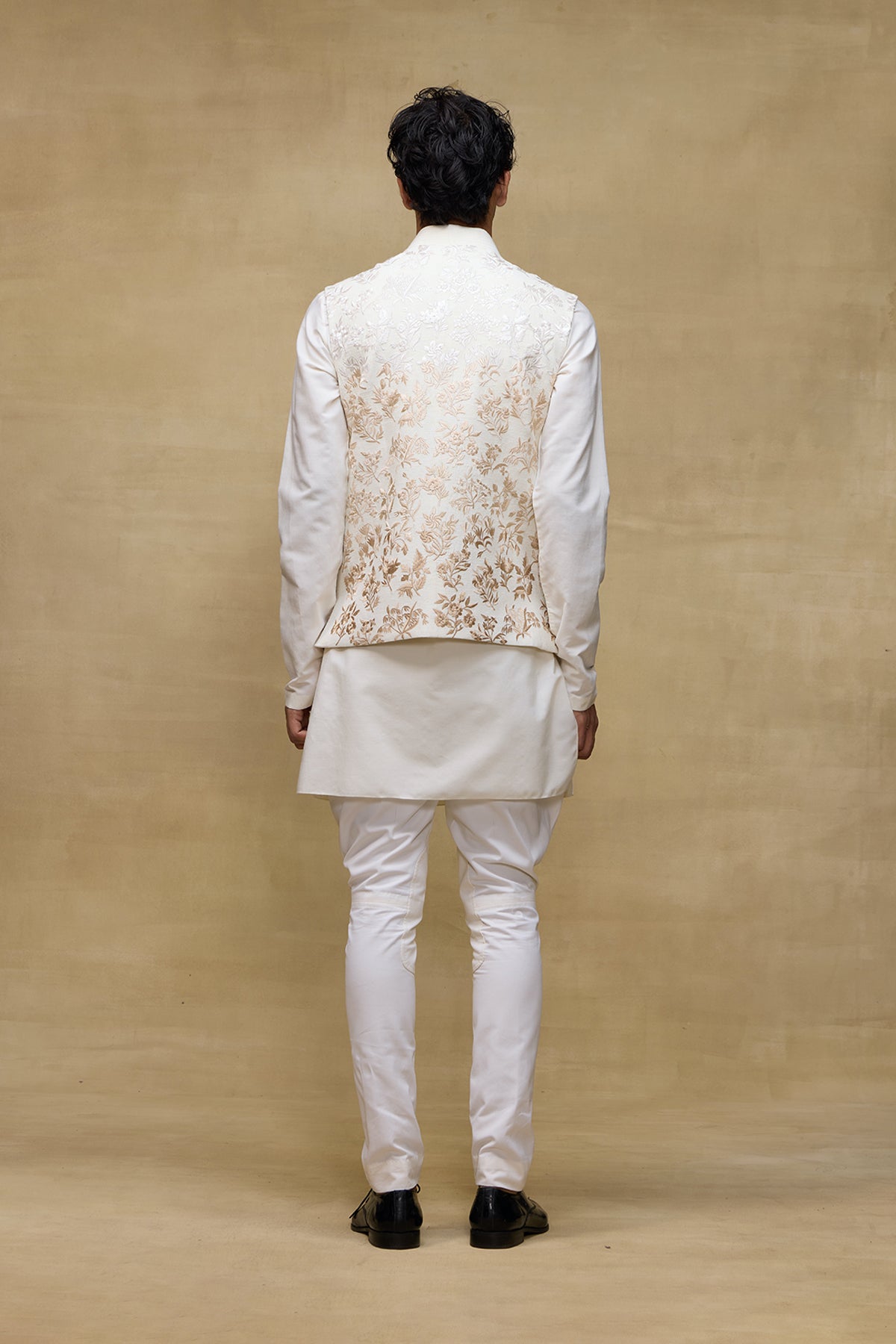 Ivory Prestige Mens Bundi