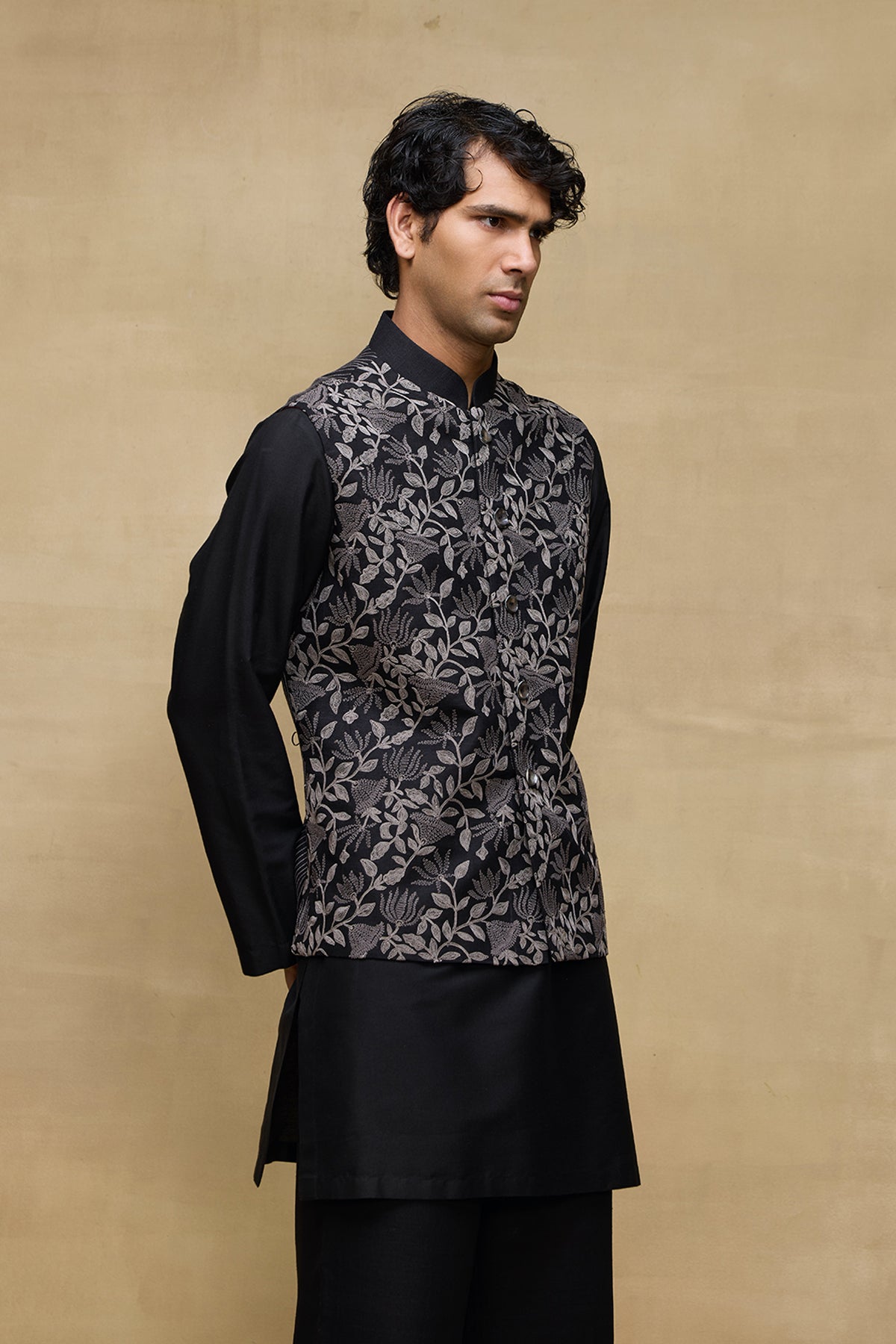 Black Elite Mens Bundi