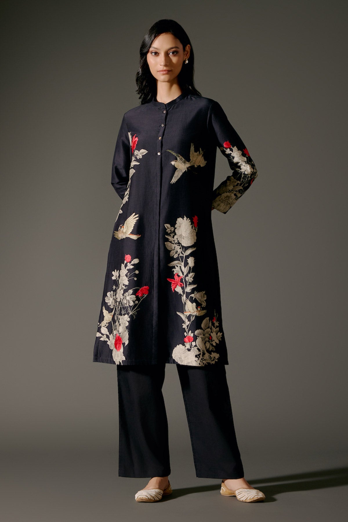 Black Chanderi Kurta Set With Floral Digital Print & Embroidery & Volie Pant