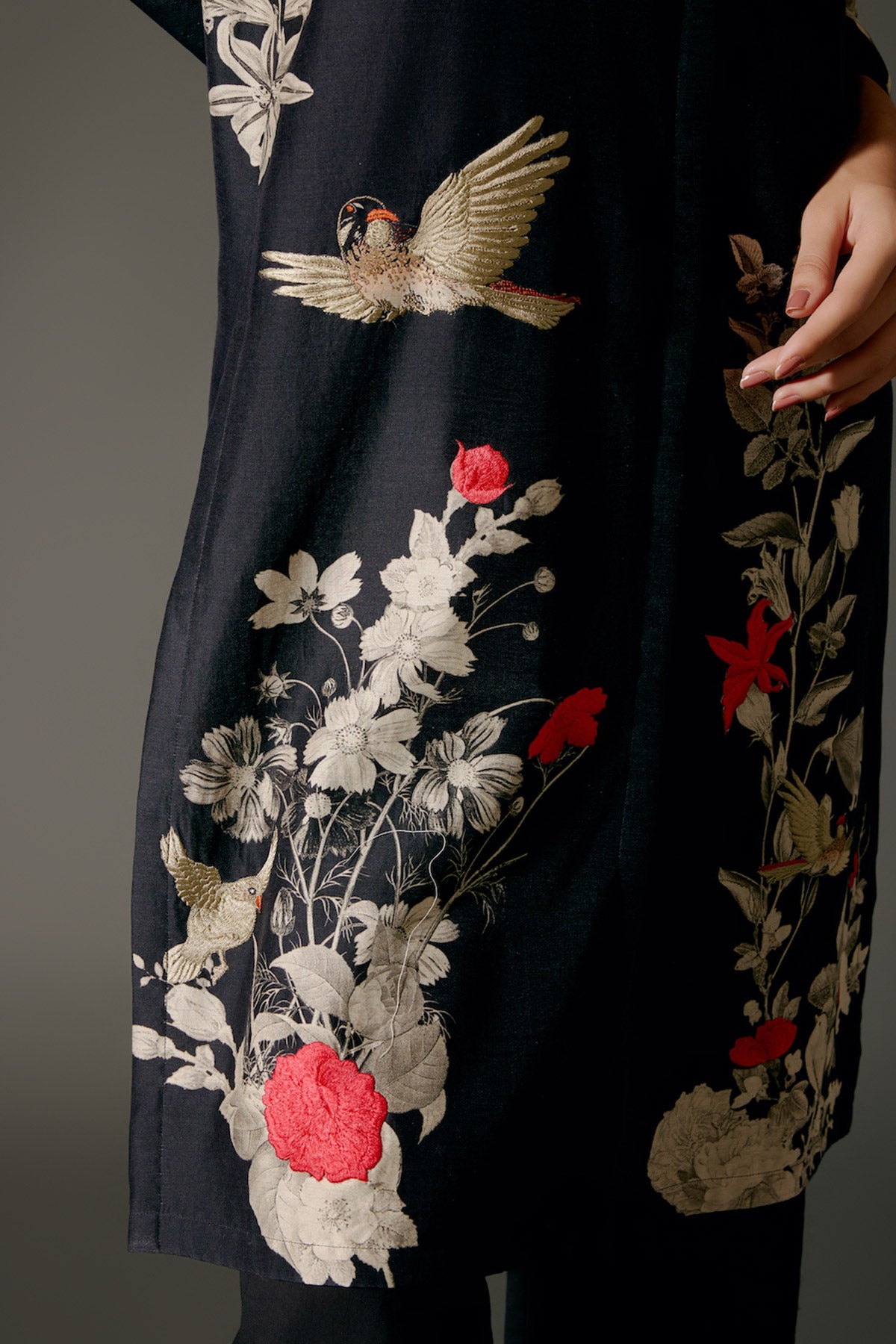 Black Chanderi Kurta Set With Floral Digital Print & Embroidery & Volie Pant