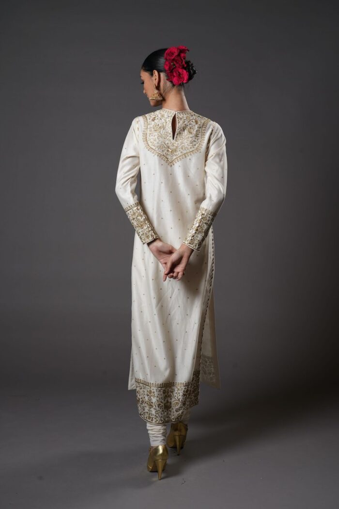Ivory Chanderi Silk Kurta Set With Embroidery