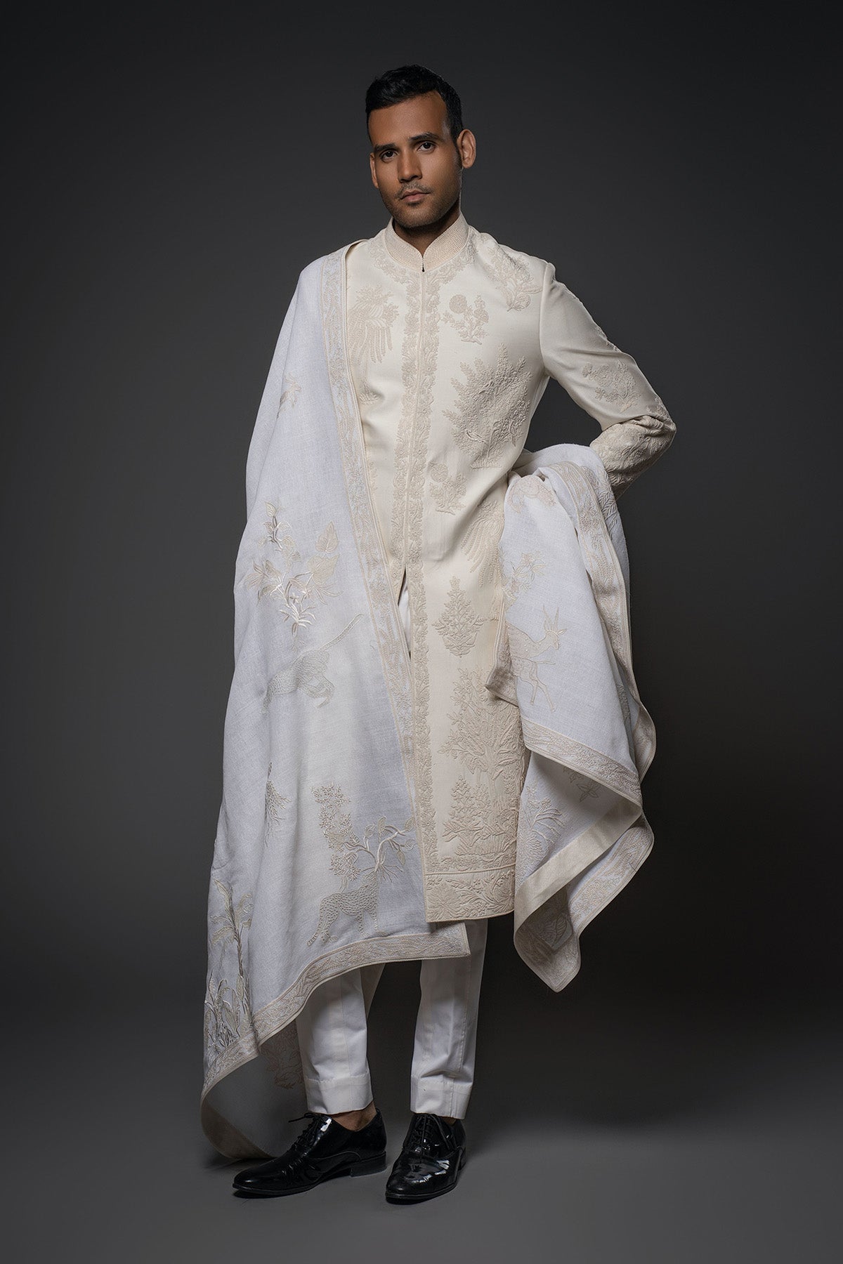 Men's Embroidery Sherwani