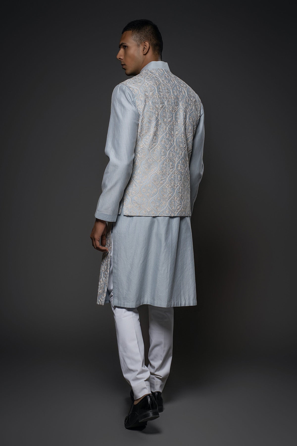 Men's Embroidery Bundi Kurta Set