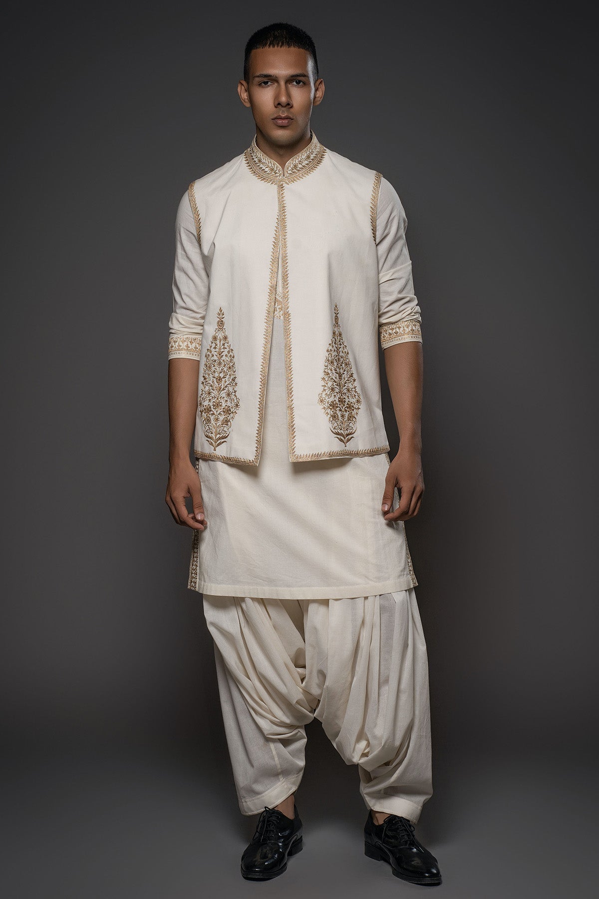 Men's Foil Printed Chanderi Kurta Set with Dhoti and Bundi