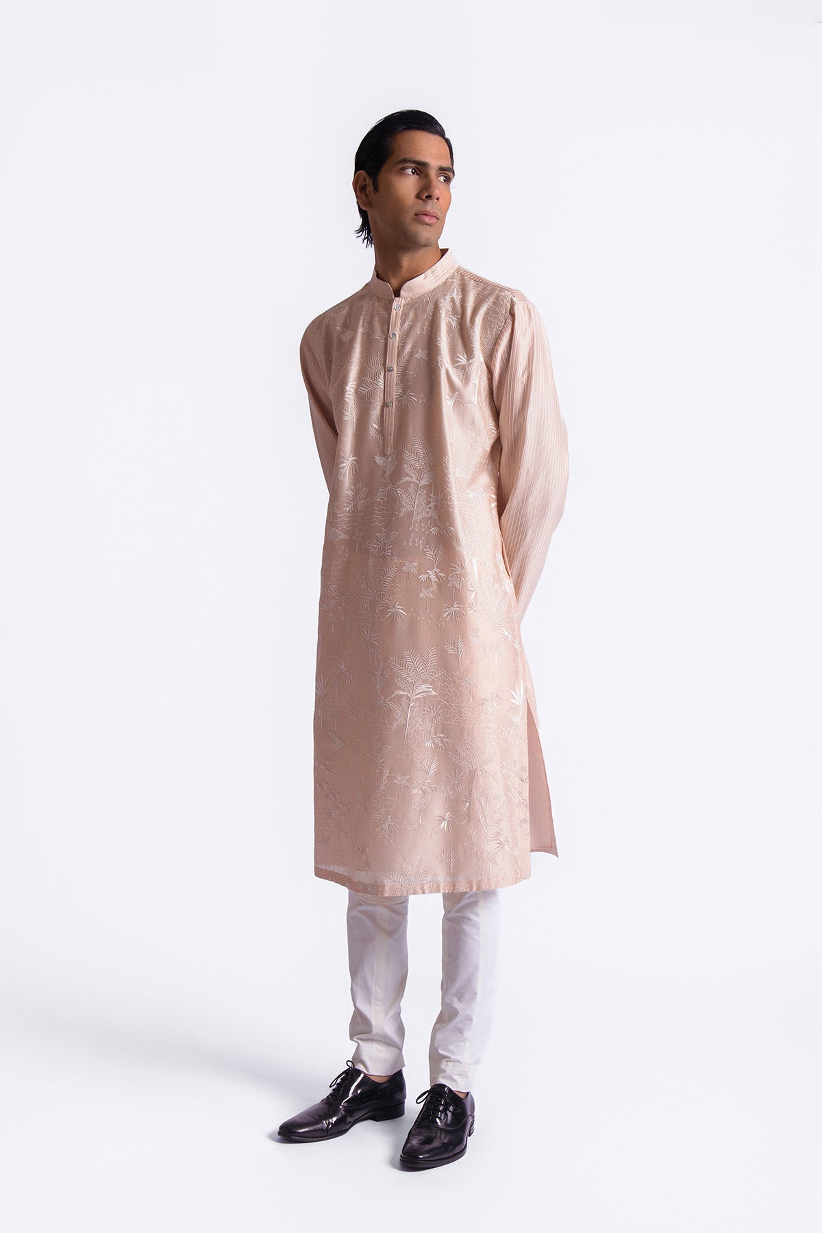 Men's Chanderi Embroidered Kurta Set