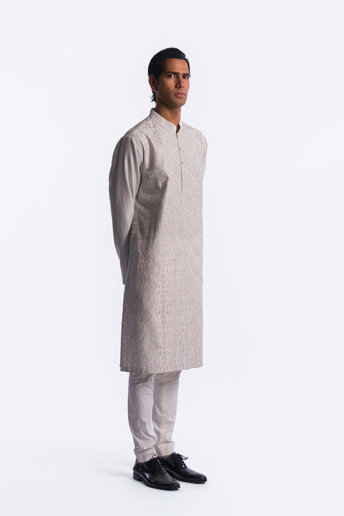 Men's Chanderi Embroidered Kurta Set