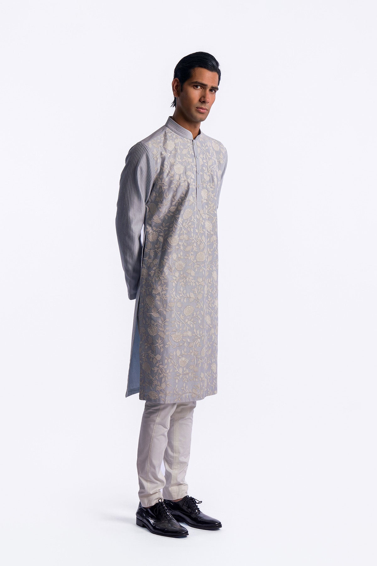 Men's Chanderi Embroidered Kurta Set
