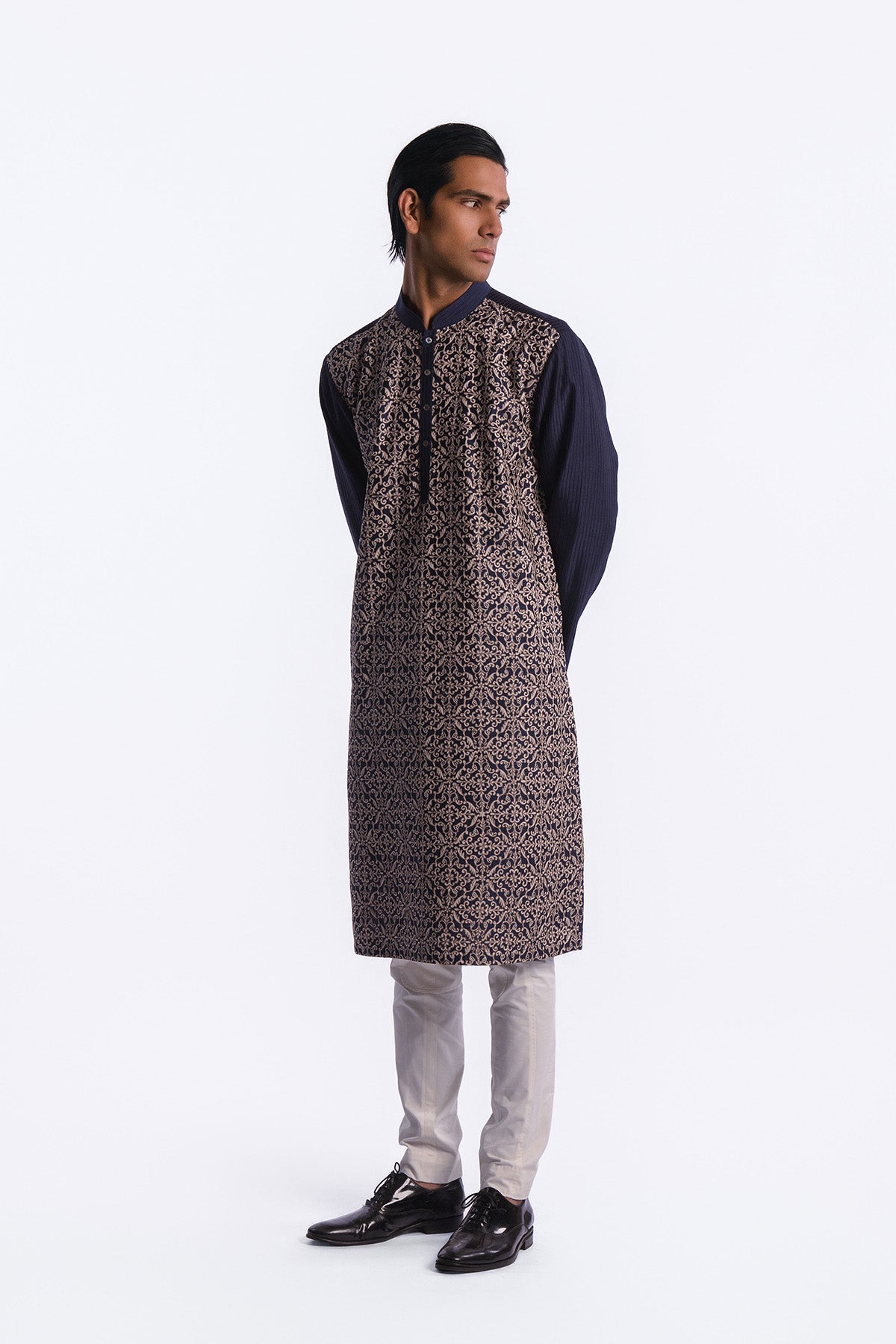 Men's Chanderi Embroidered Kurta Set