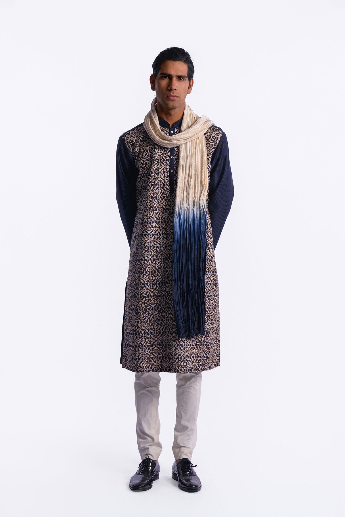 Men's Chanderi Embroidered Kurta Set