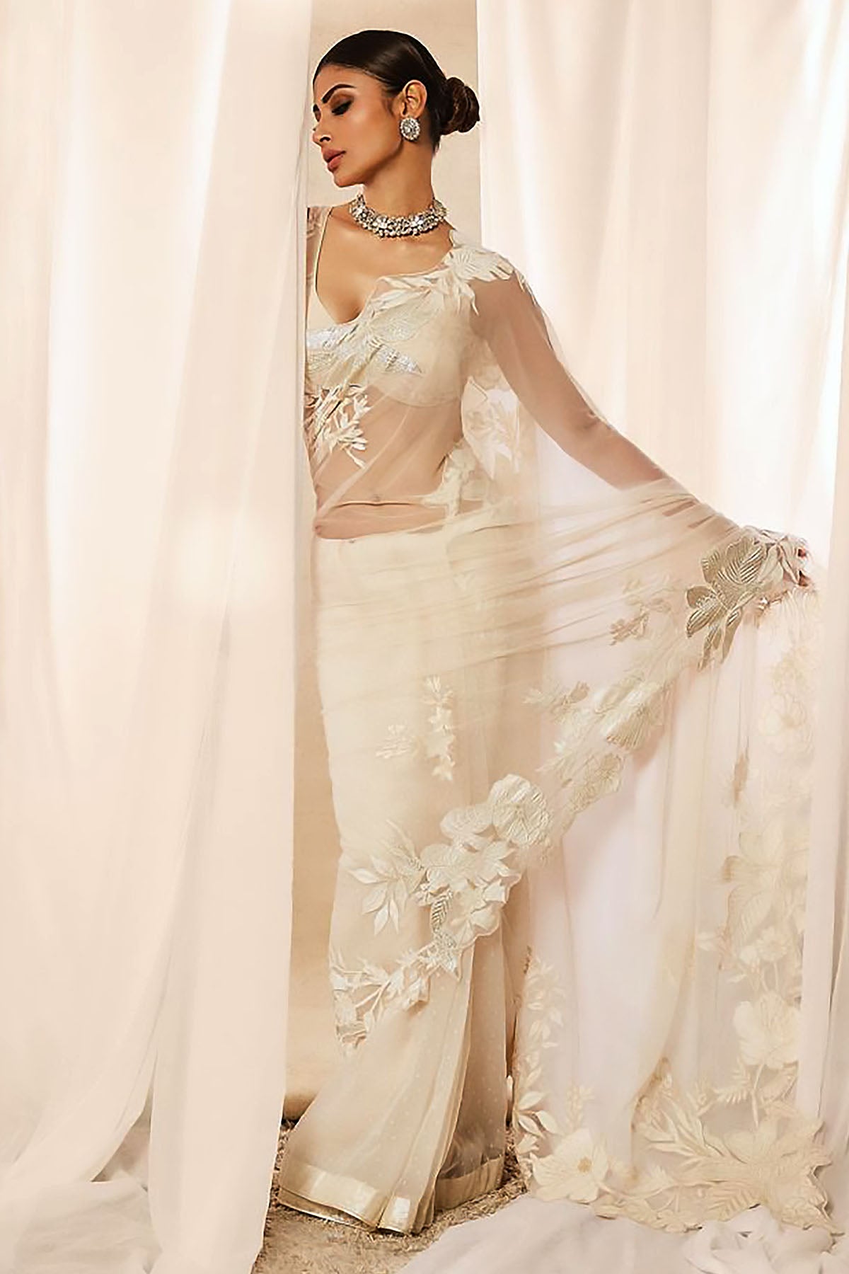Women's Ivory Embroidered Net Saree
