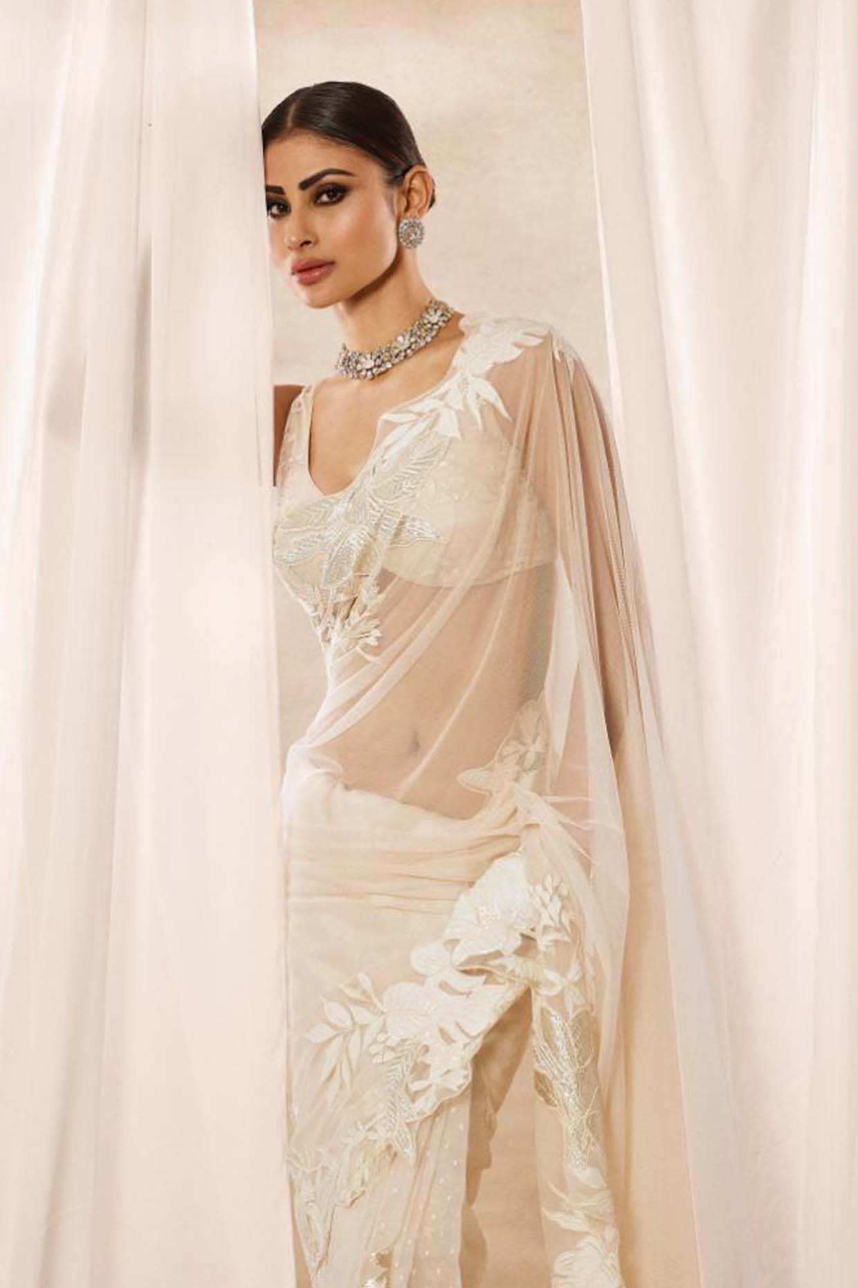 Women's Ivory Embroidered net saree