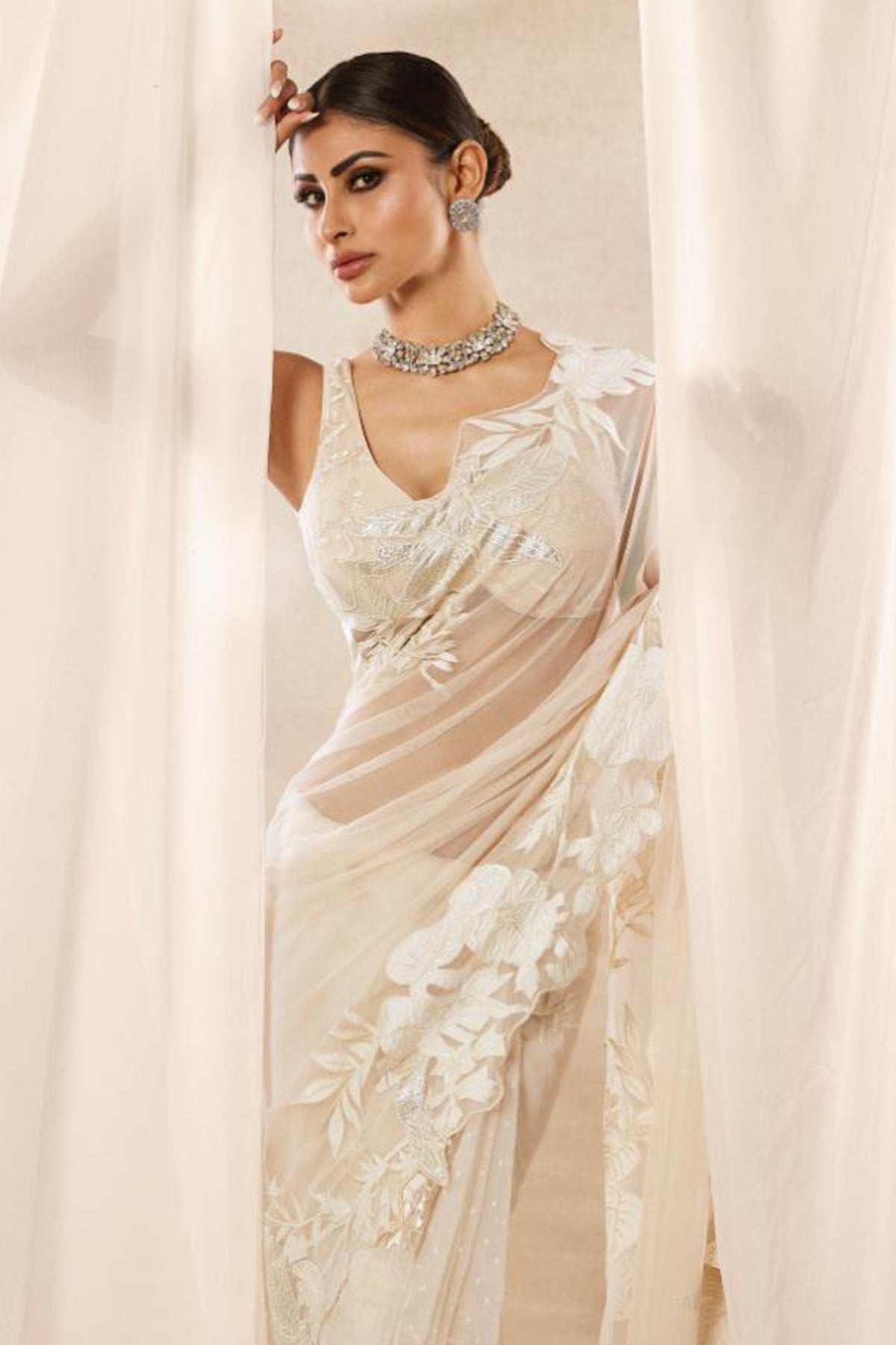 Women's Ivory Embroidered Net Saree