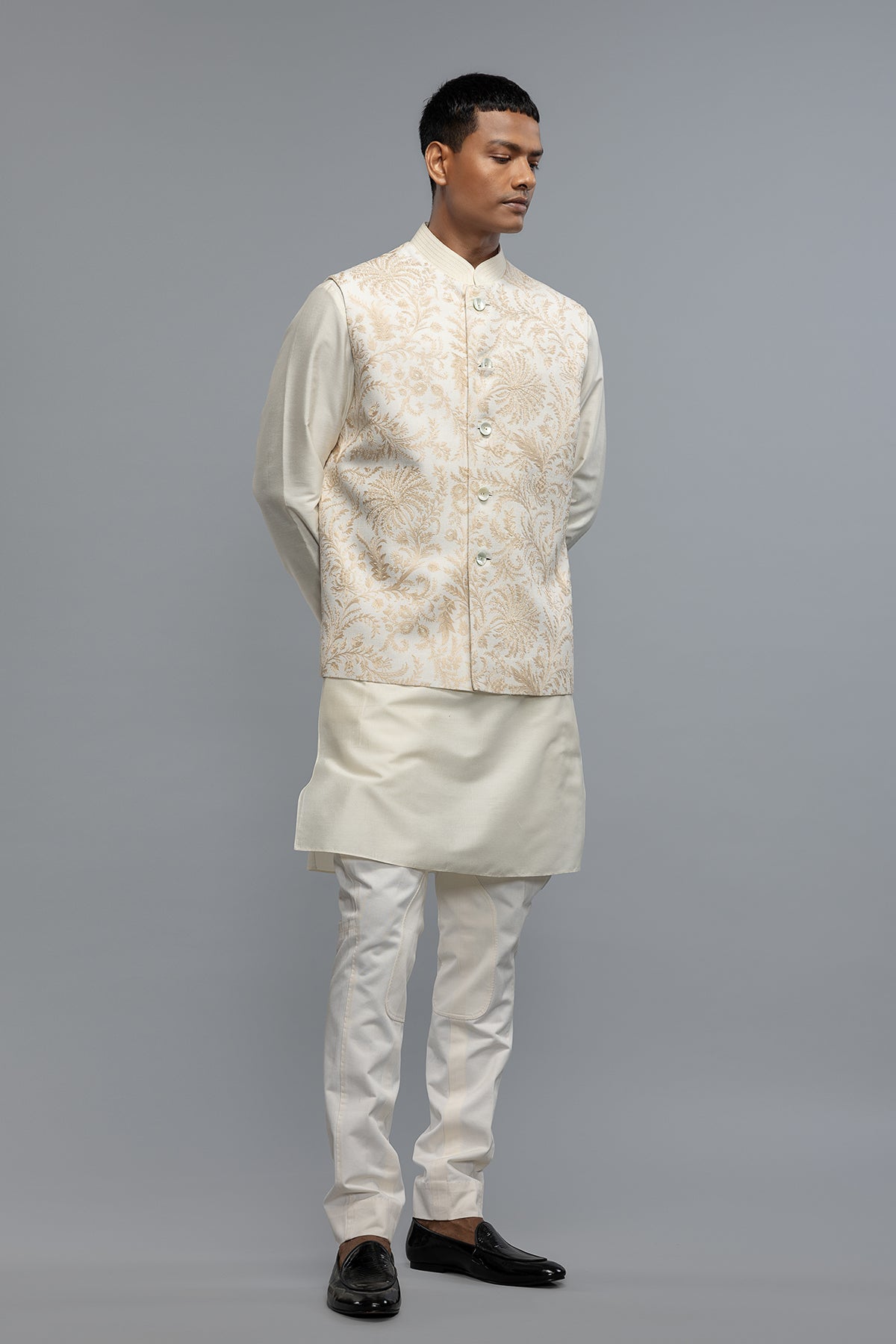 Men's Ivory Matka Silk Bundi with Resham Embroidery