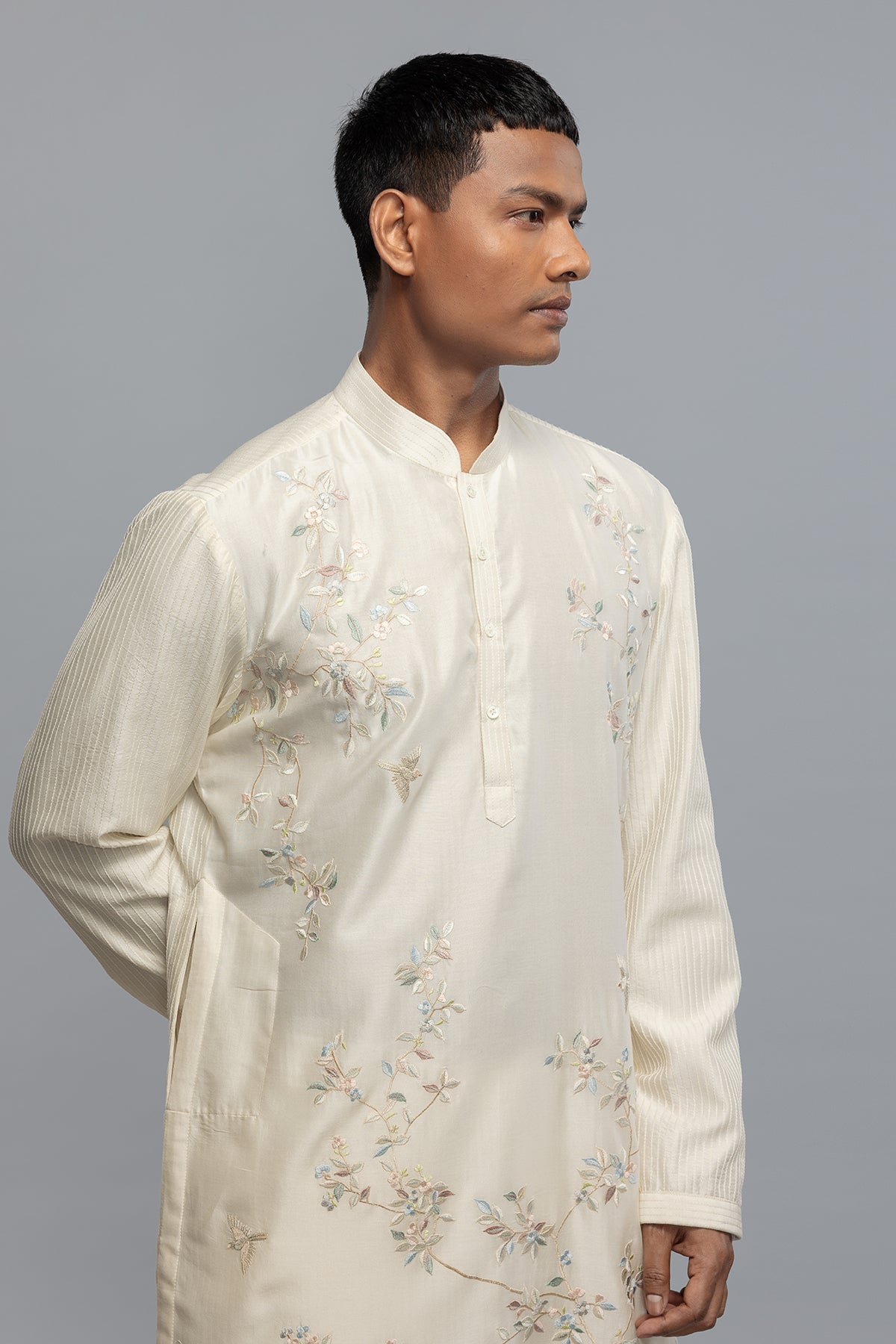 Men's Chanderi Kurta with Fine Resham Detailing