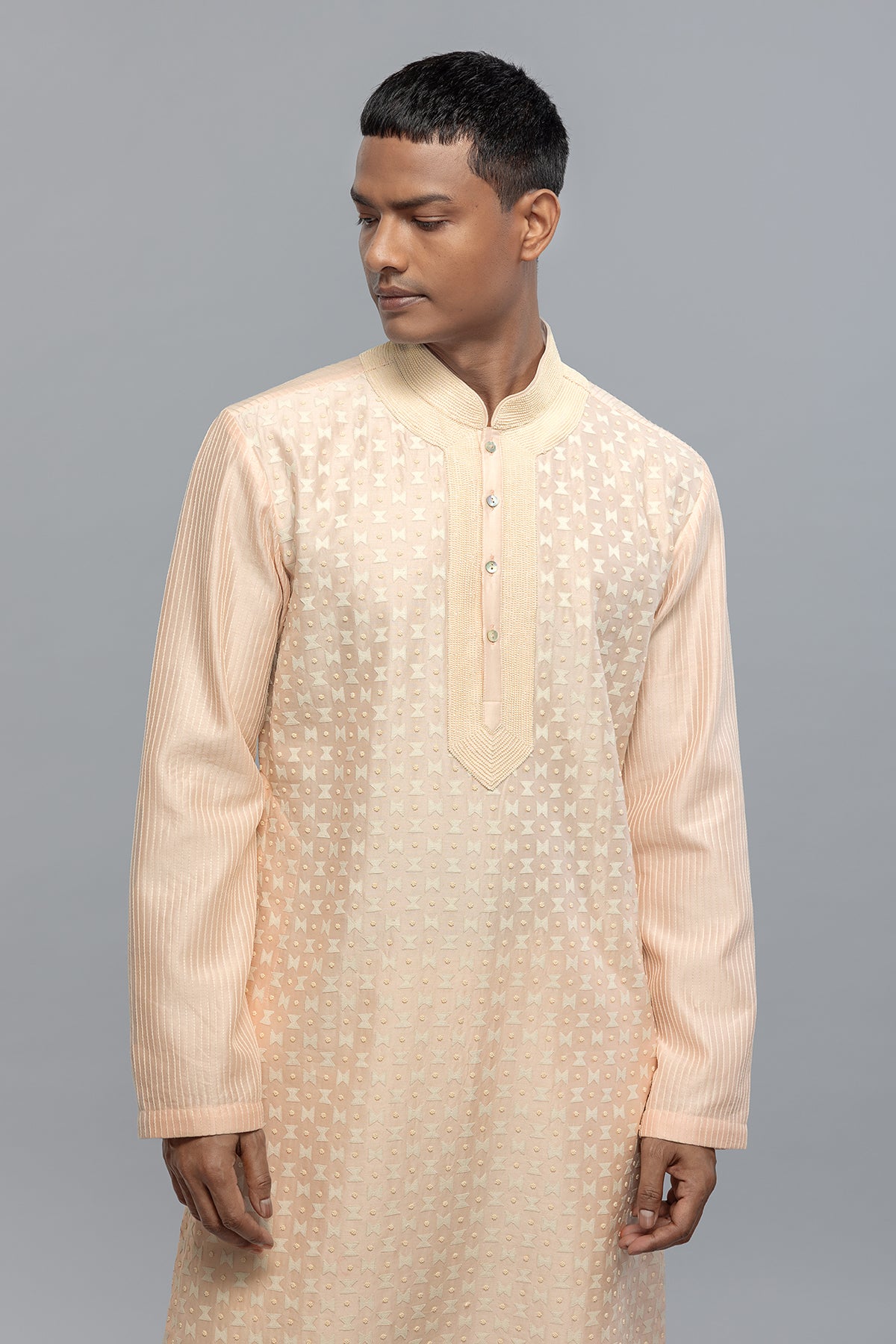 Men's Chanderi Kurta with Intricate Thread Detailing