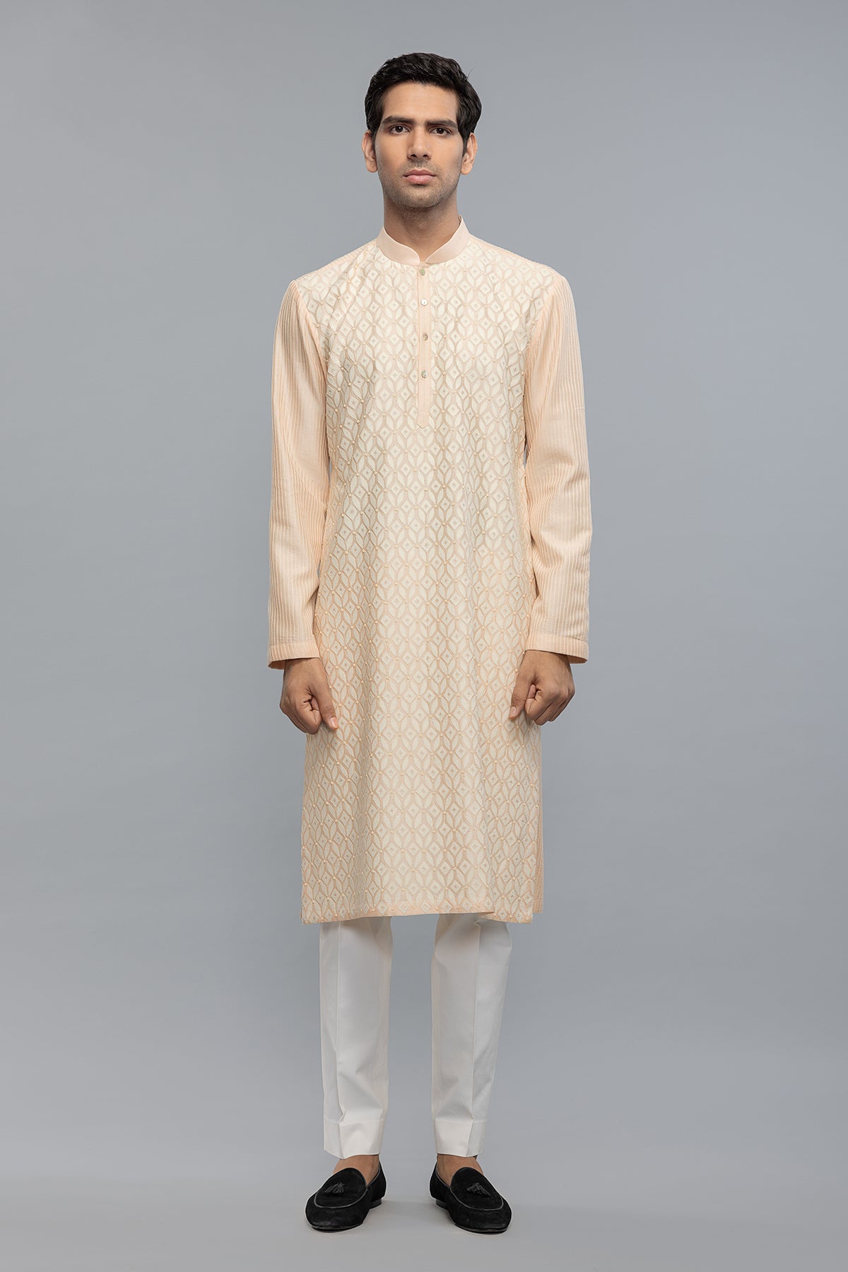 Men's Chanderi Kurta with Intricate Thread Detailing