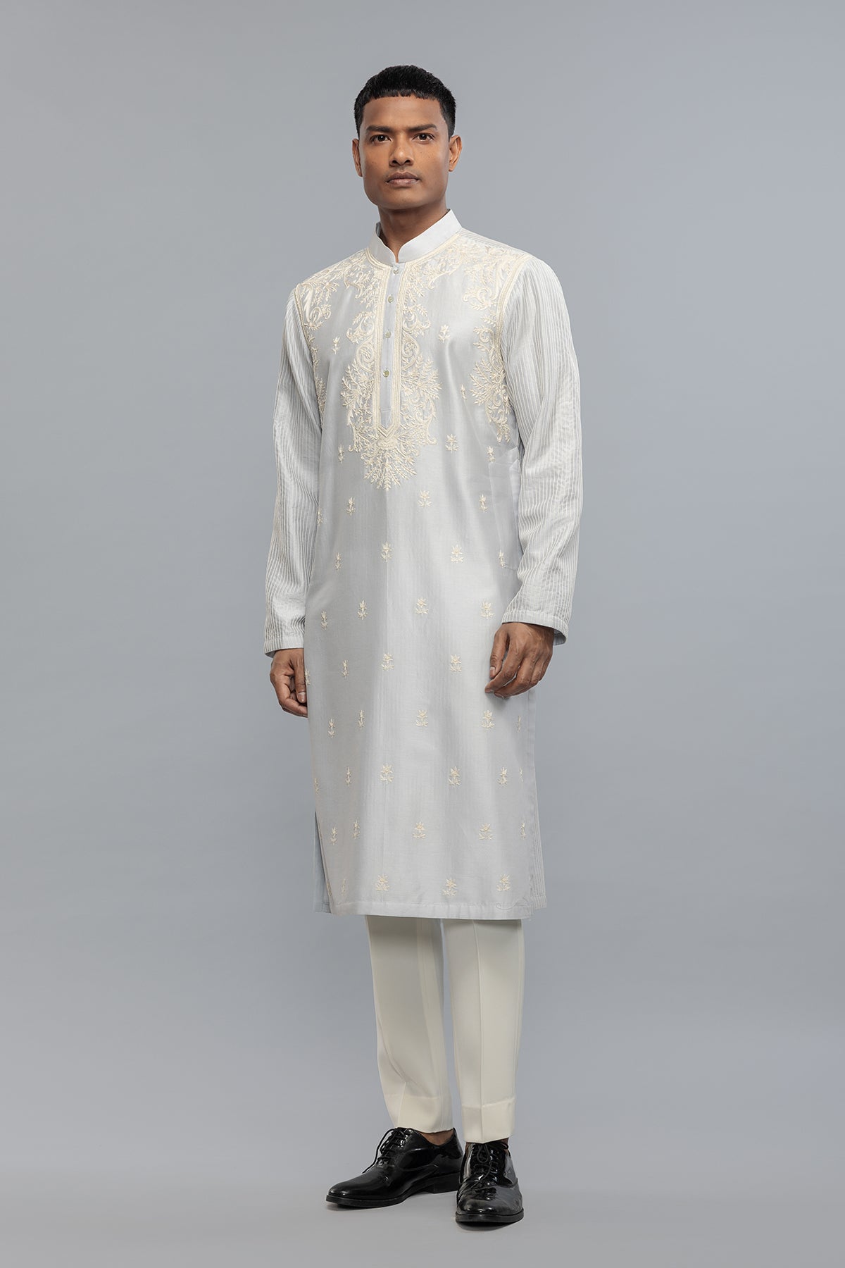 Men's Chanderi Kurta Set with Matka Silk Applique & Embroidery