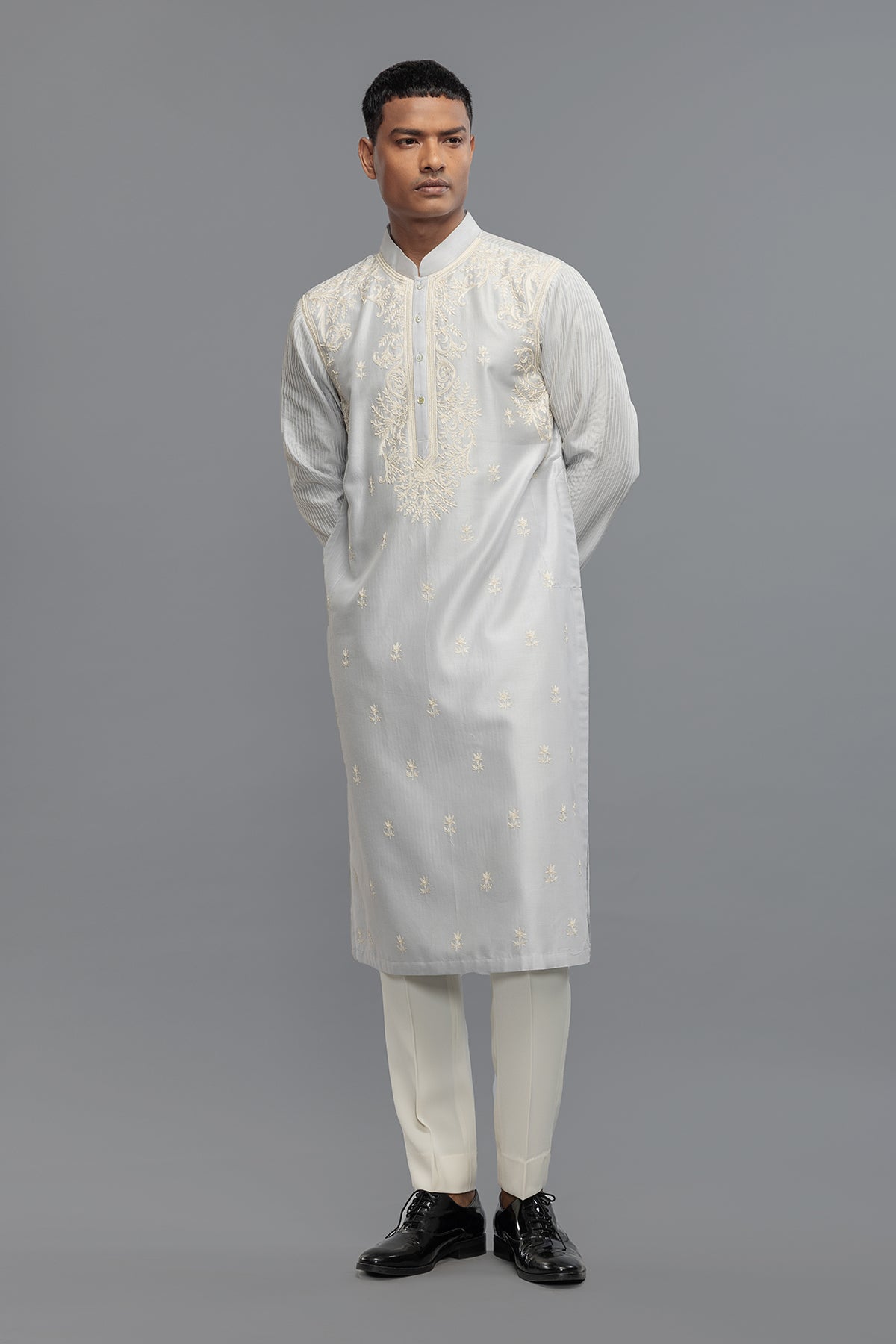 Men's Chanderi Kurta Set with Matka Silk Applique & Embroidery