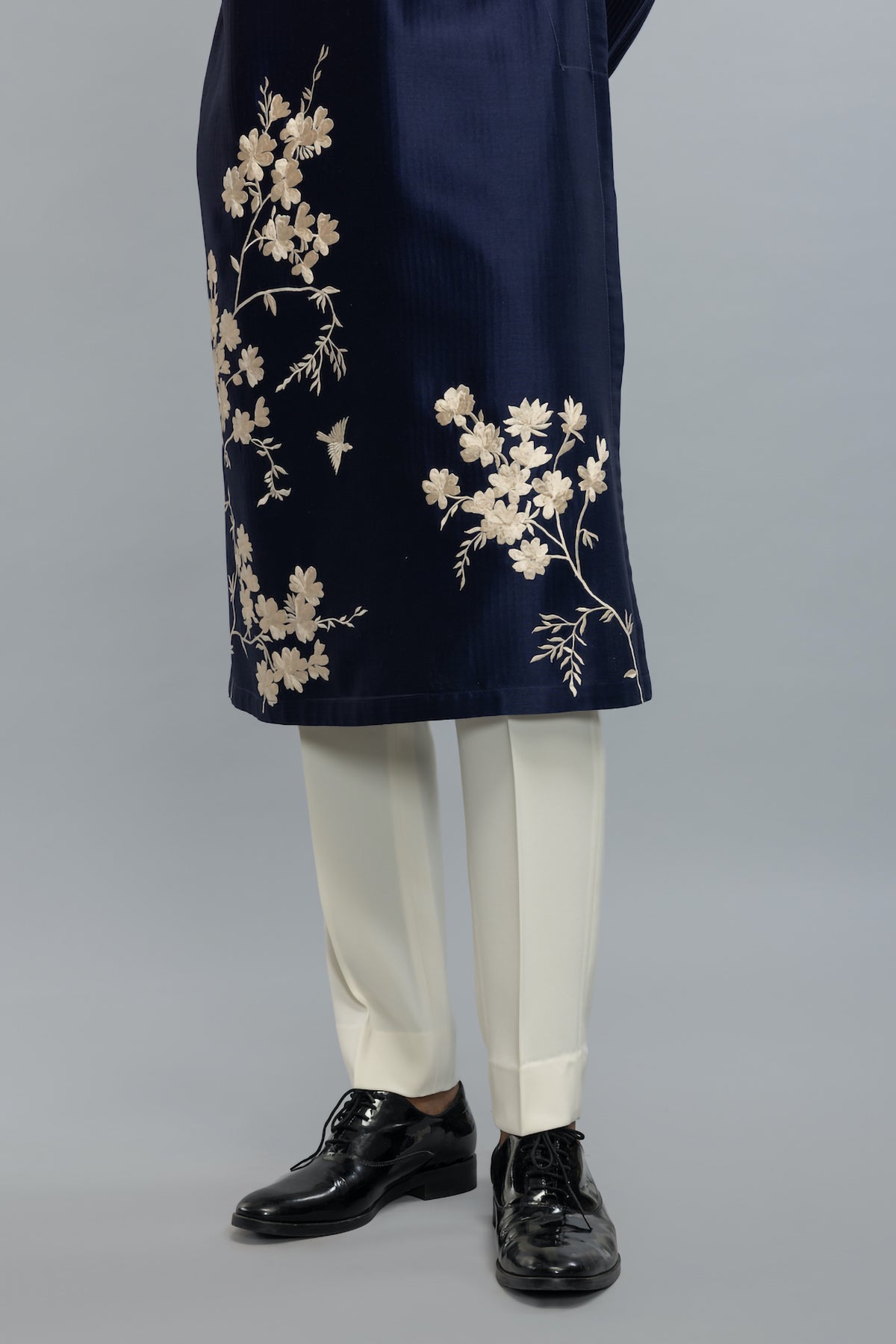 Men's Chanderi Kurta Set with Fine Resham Detailing
