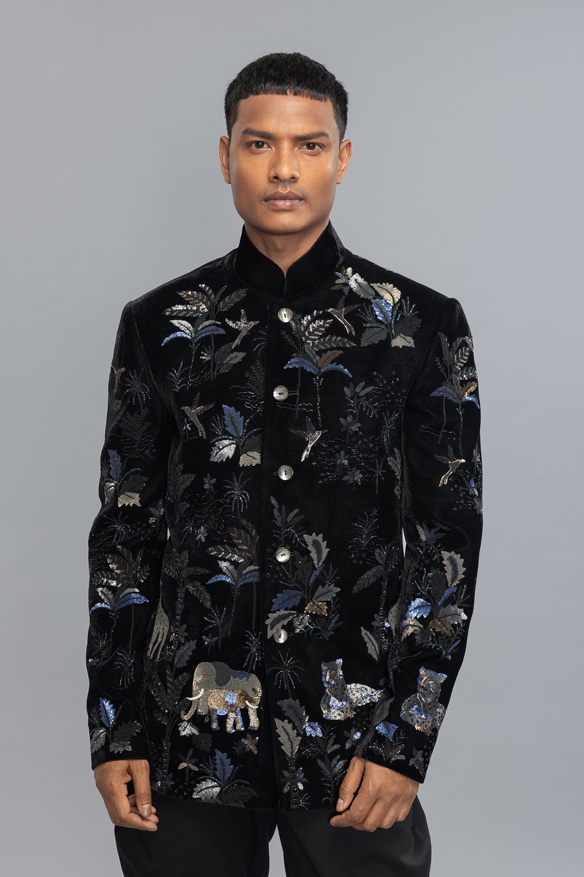 Elegant Black Velvet Men's Bandhgala with Intricate Embroidery