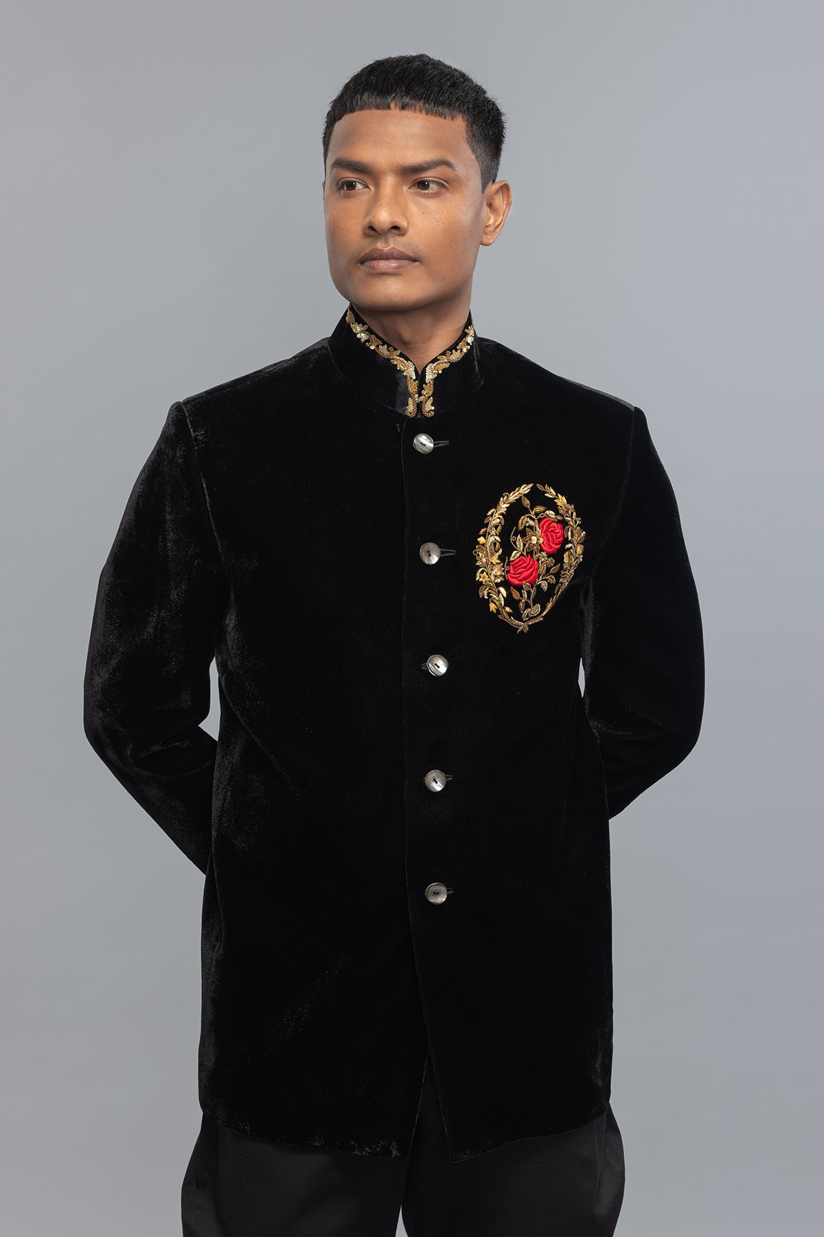 Elegant Black Velvet Men's Bandhgala with Intricate Embroidery