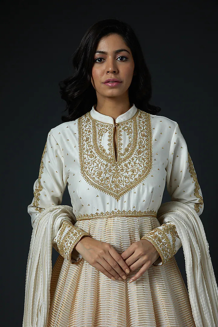 Chanderi Anarkali Set With Embroidery & Crinkle Dupatta
