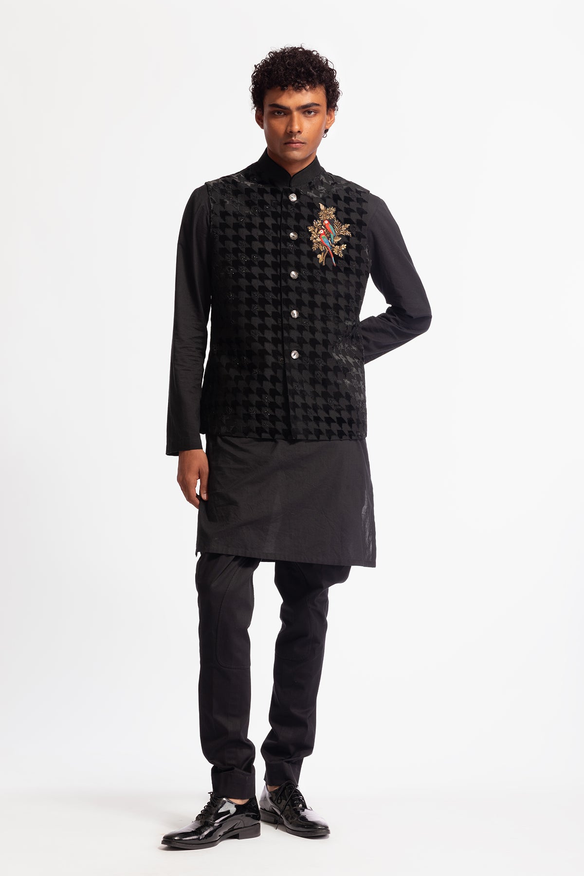 Men's Velvet Applique Bundi with Bird Motif