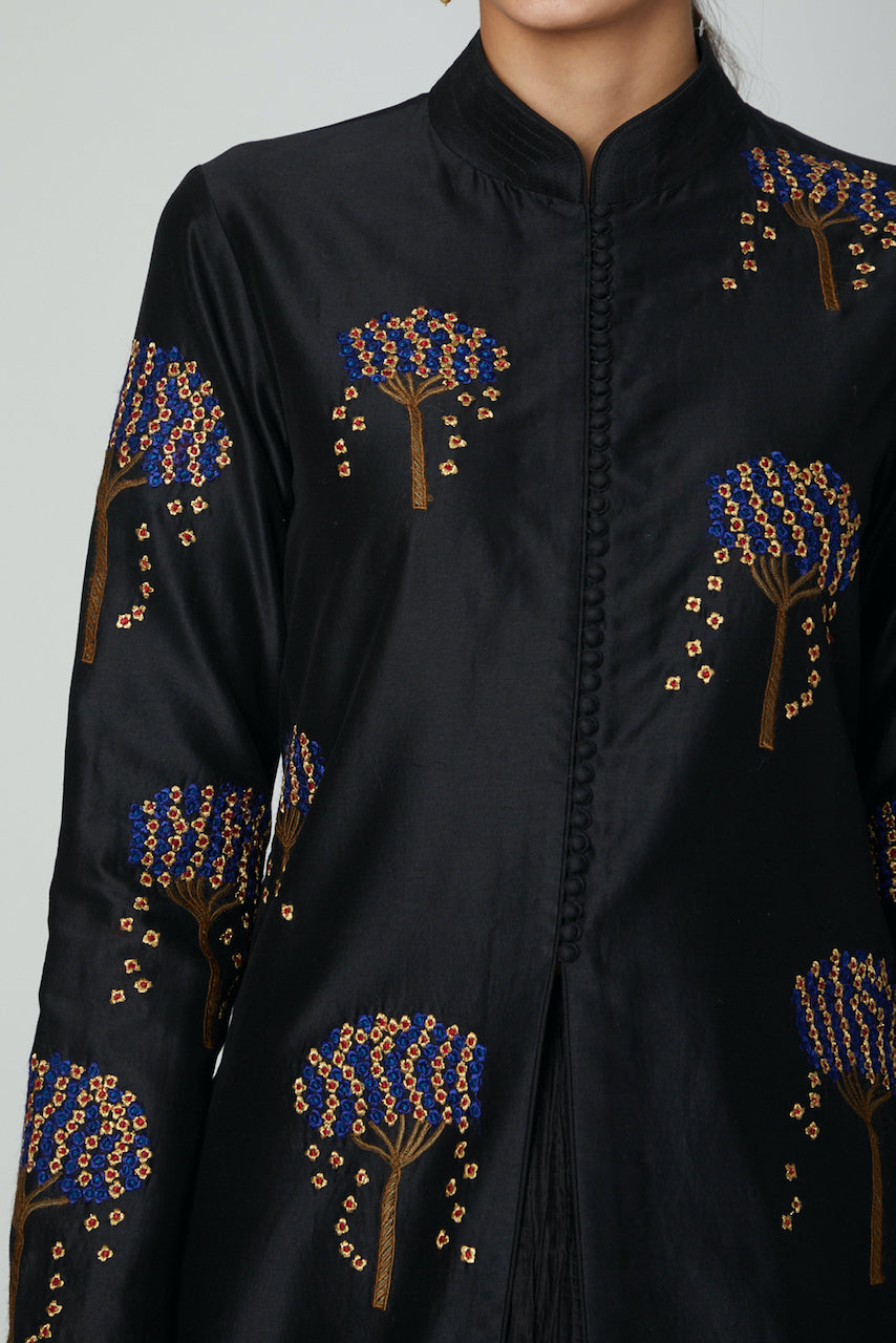 Black Embroidered Kurta With Skirt