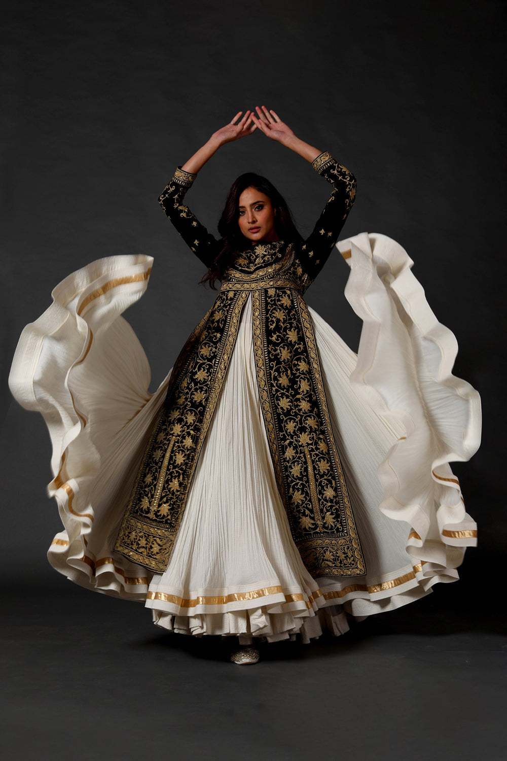 Embroidery Slit Anarkali Set Attached With Crinkled Ghera
