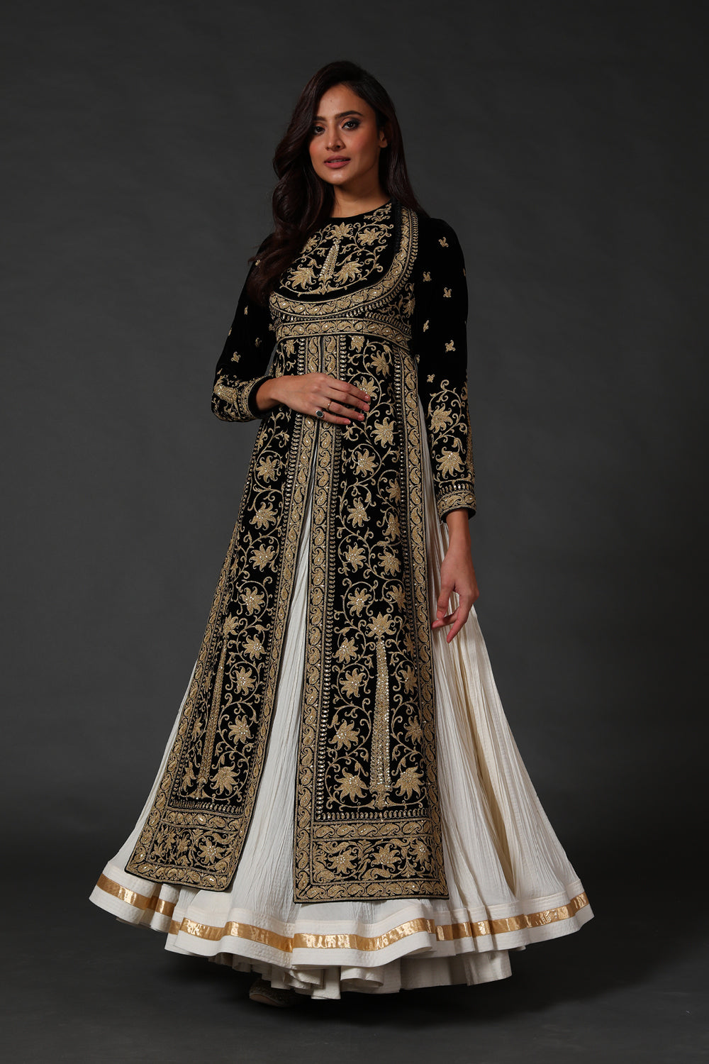 Embroidery Slit Anarkali Set Attached With Crinkled Ghera
