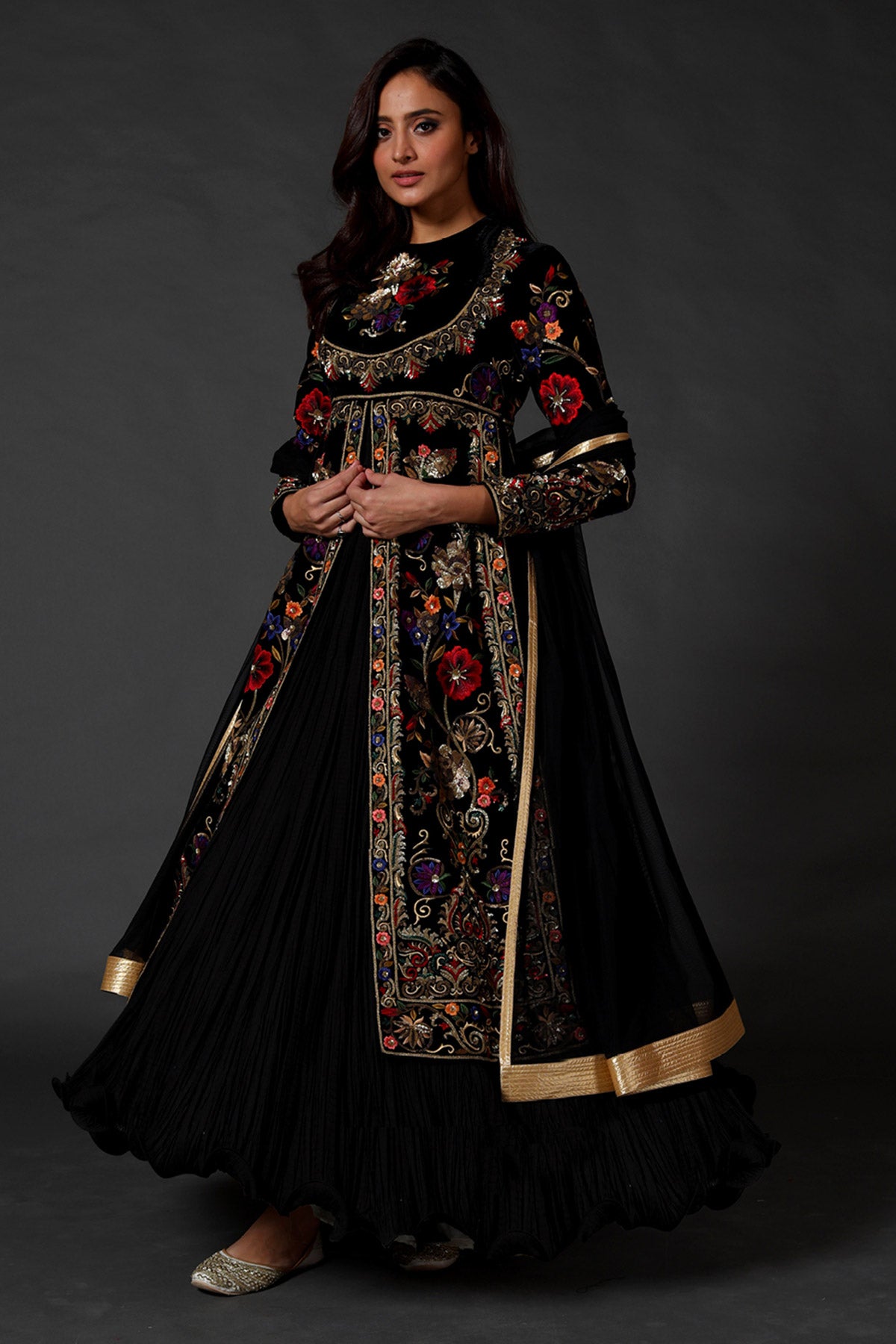 Embroidery Slit Anarkali Set Attached With Crinkled Ghera