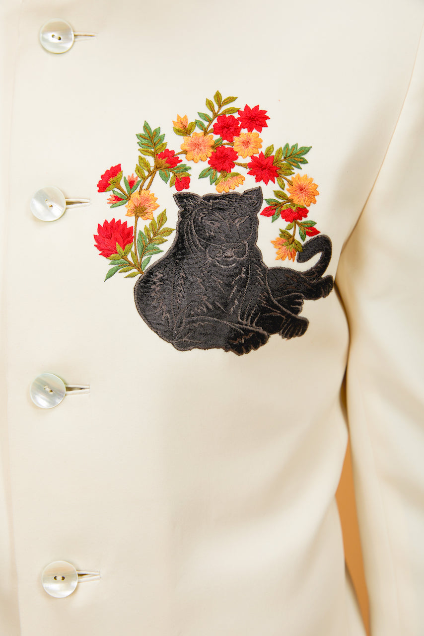 Ivory Matka Silk Bandhgala With Embroidered Motifs