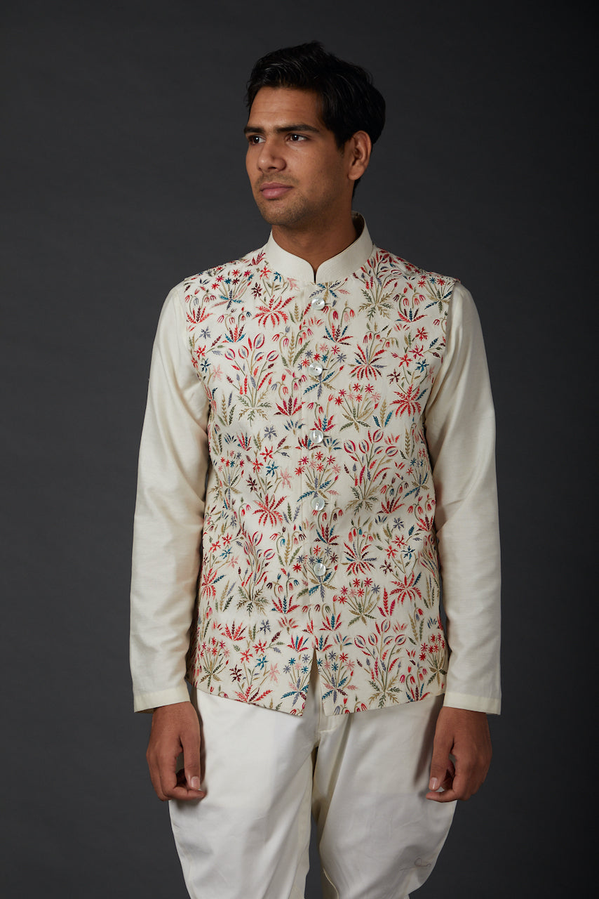 Ivory Linen Resham Thread Embroidered bundi