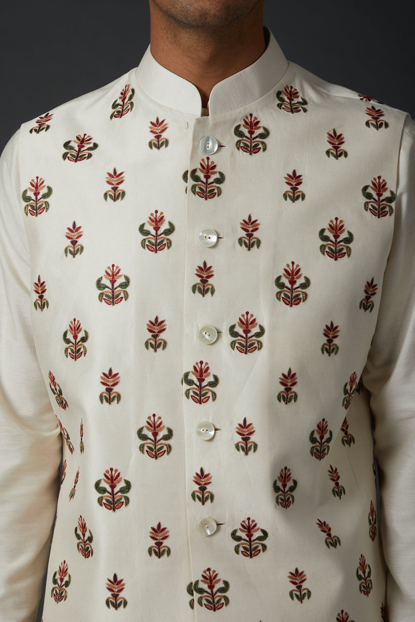 Ivory Matka Embroidered Bundi