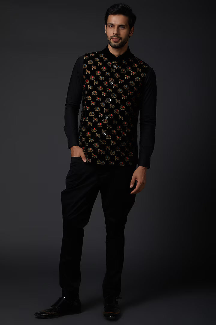 Black Linen Embroidered Bundi