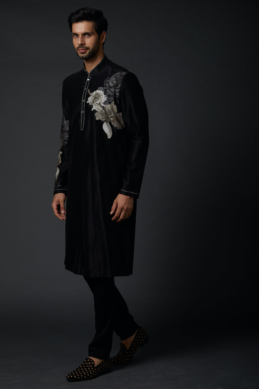 Men Black Kurta Set With Digital Print
