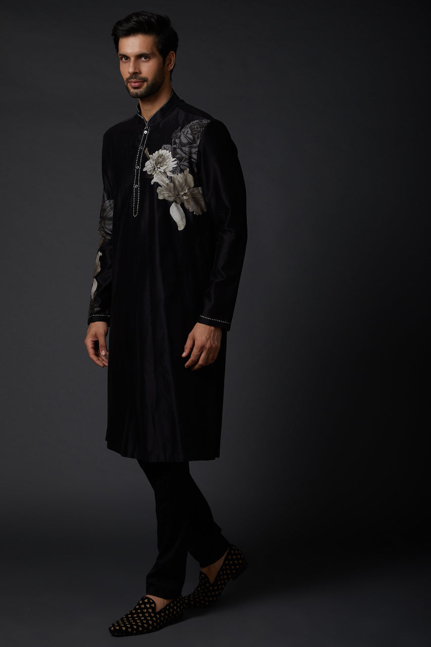Men Black Kurta Set With Digital Print