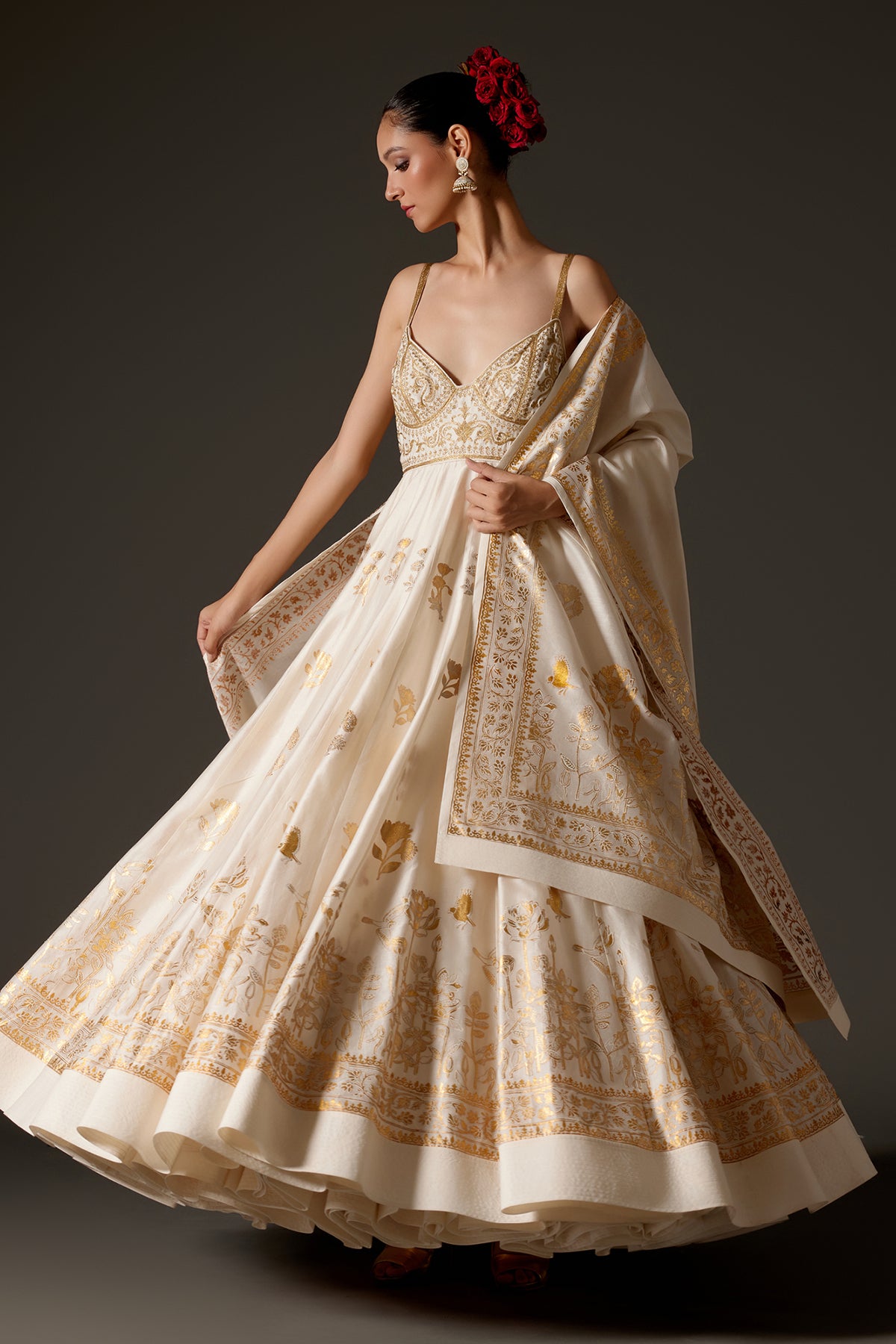 Ivory Chanderi Aanakali Set With Foil Elegance